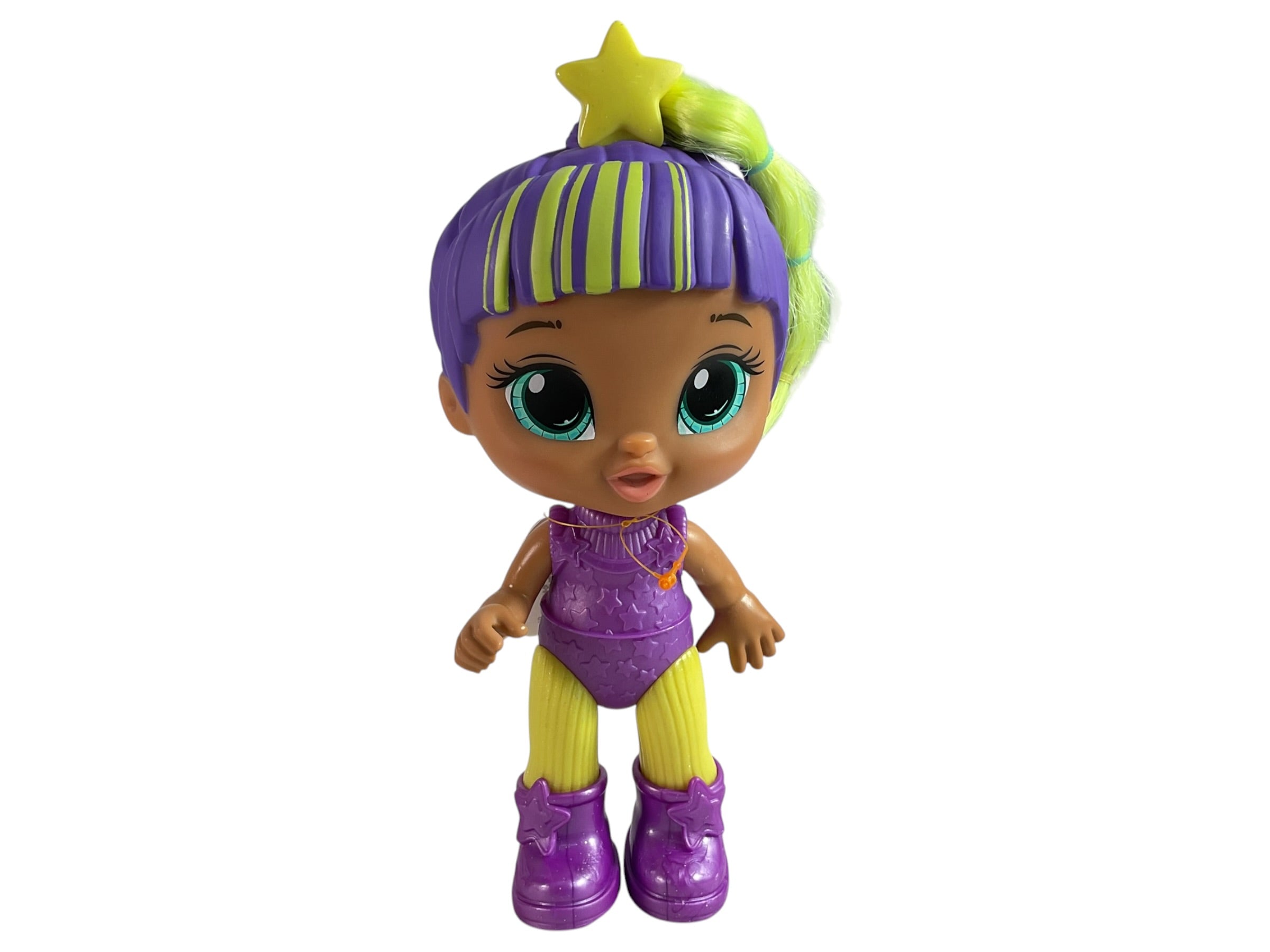 Muñeca Baby Alive usada con cabello morado y verde, vista frontal