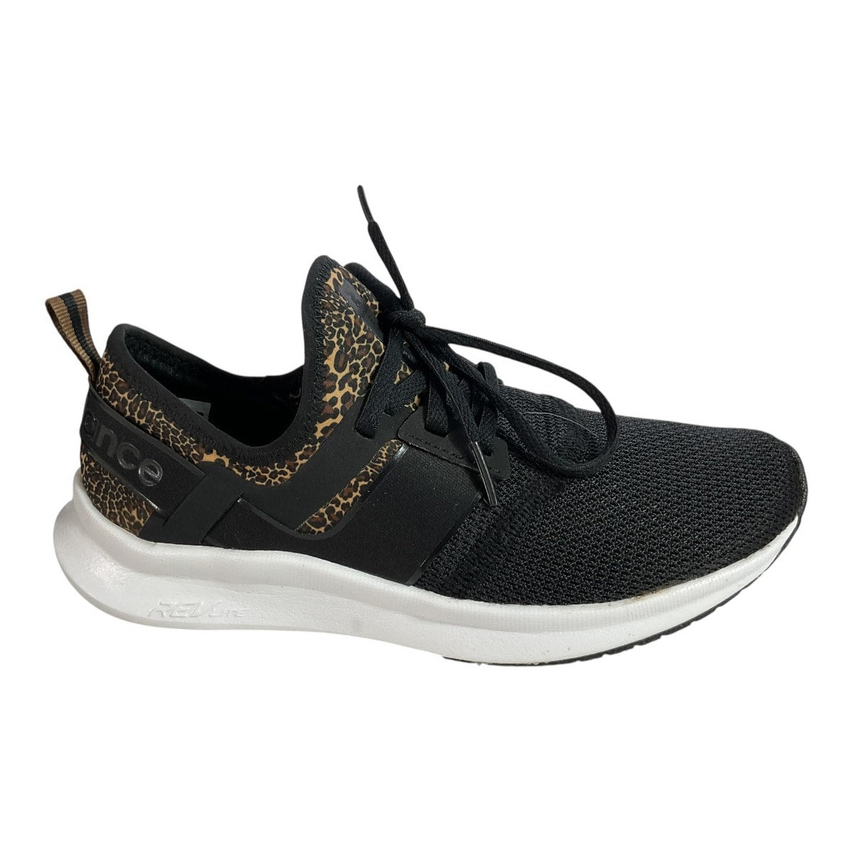 Tenis 7.5 (New Balance)