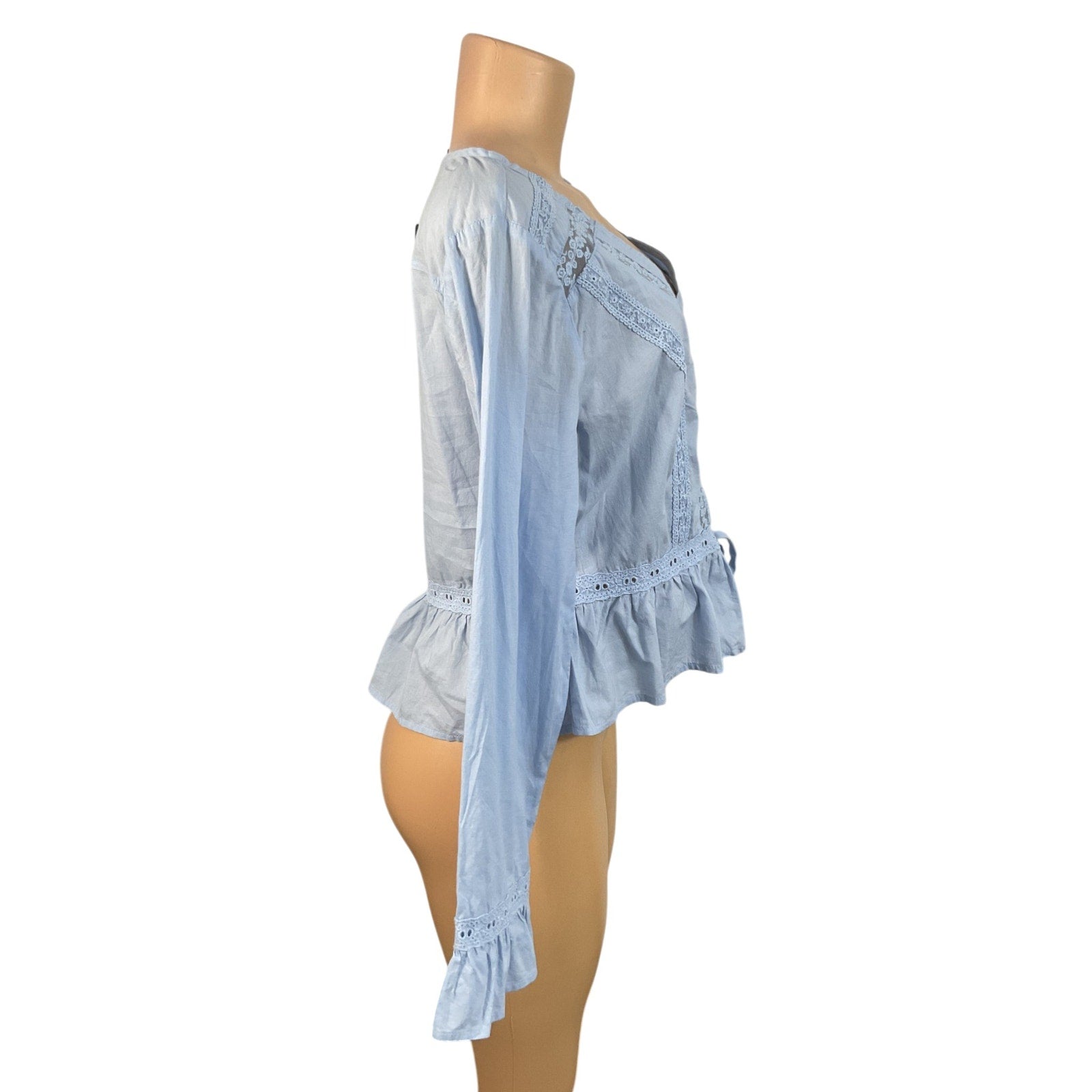 Blusa M (Universal Thread)