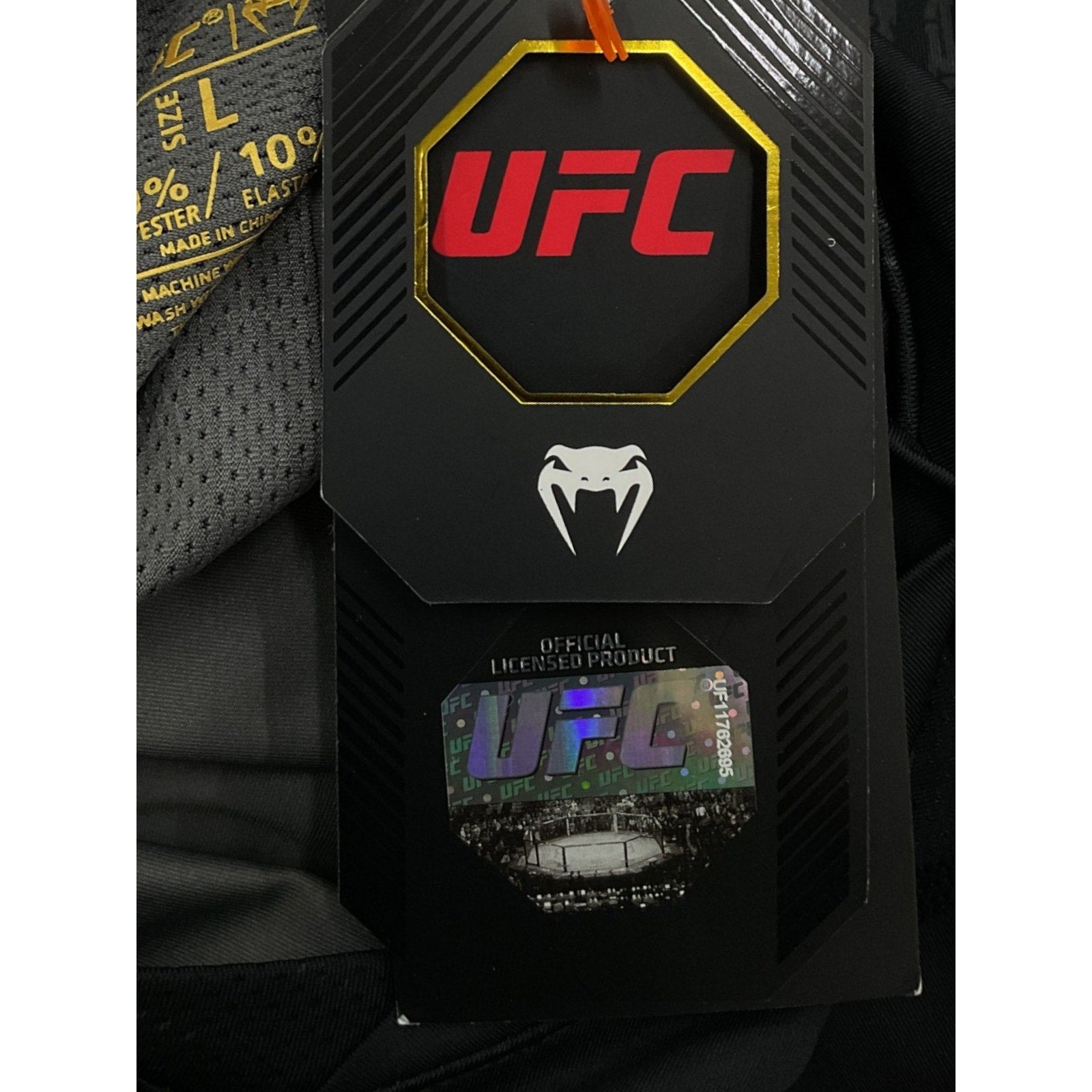 Camisa L (UFC)