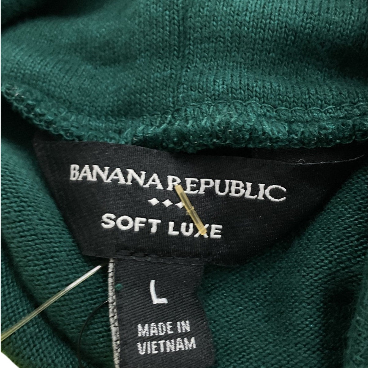 Sueter L (Banana Republic)