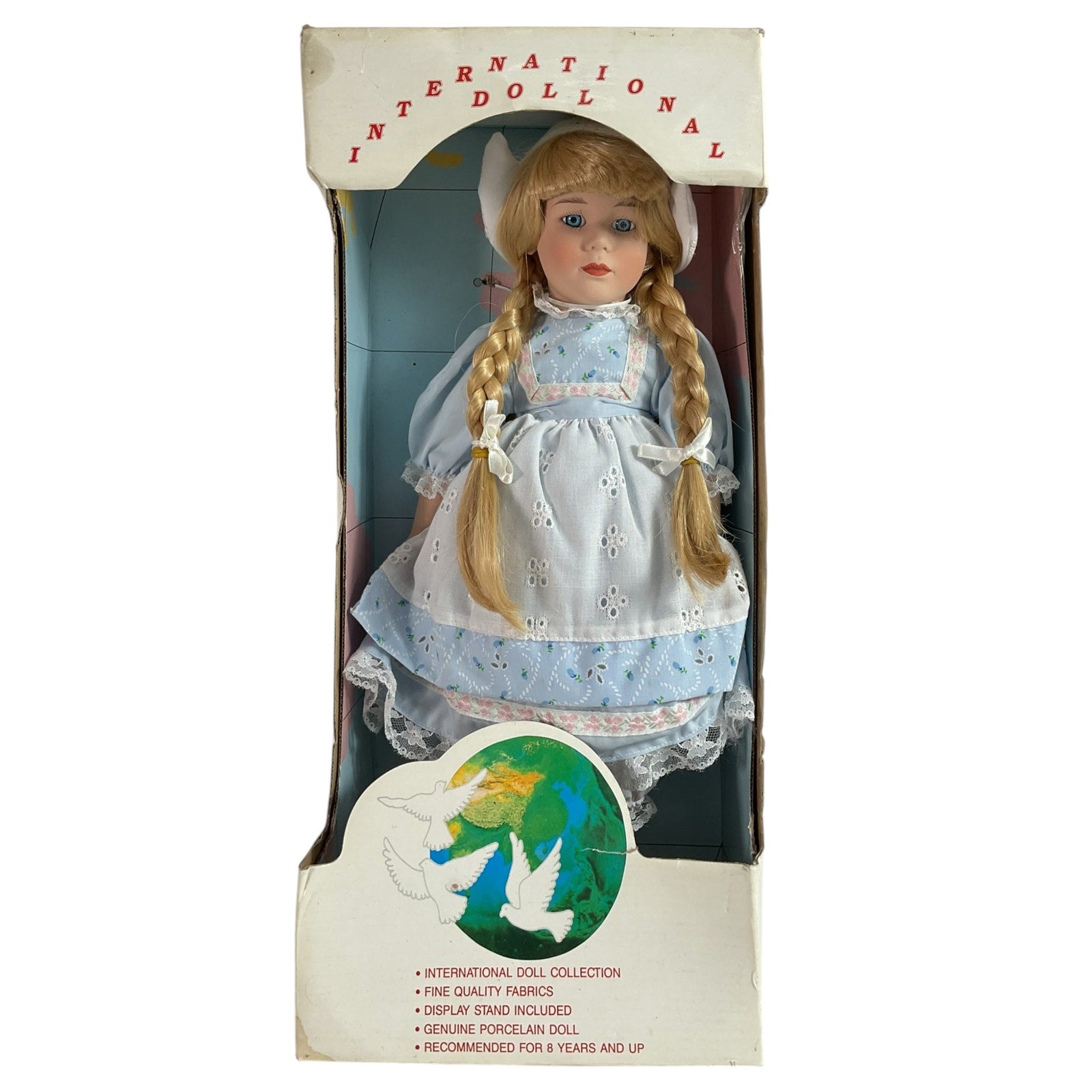 Muñeca (INTERNATIONAL DOLL)