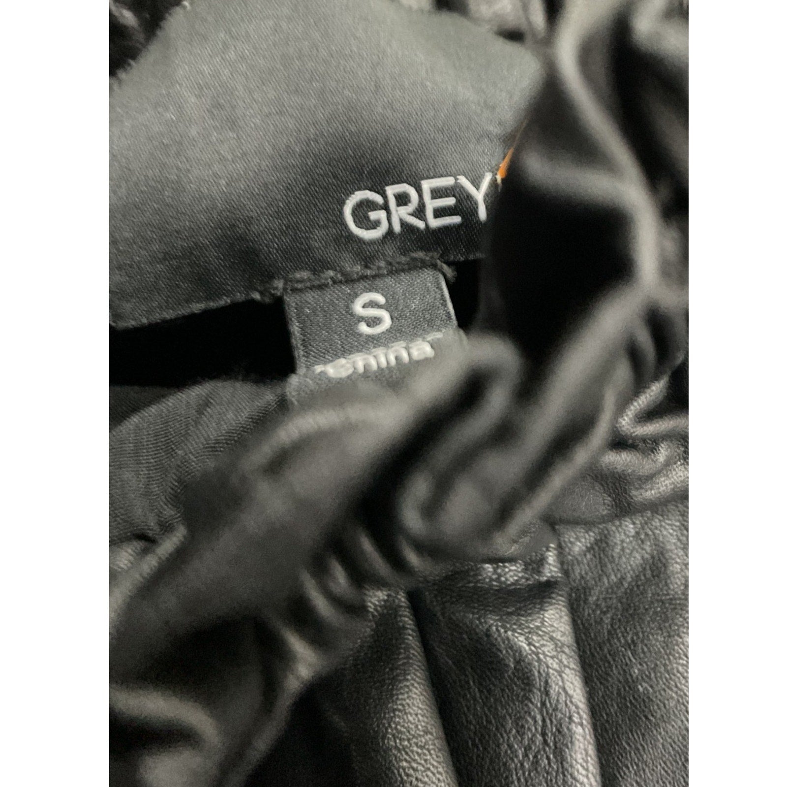 Short S (Greylin)