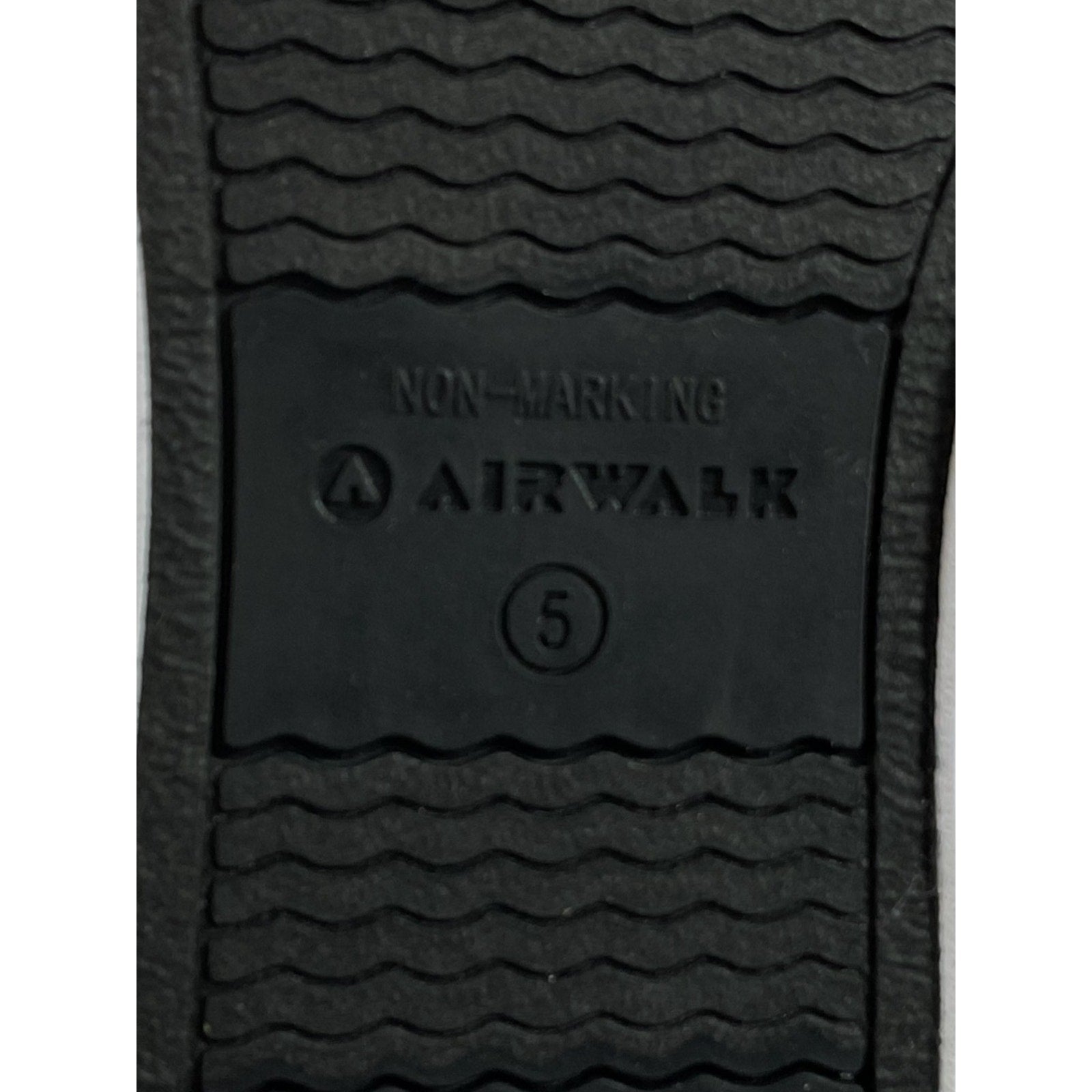 Tenis 5 (Air Walk)