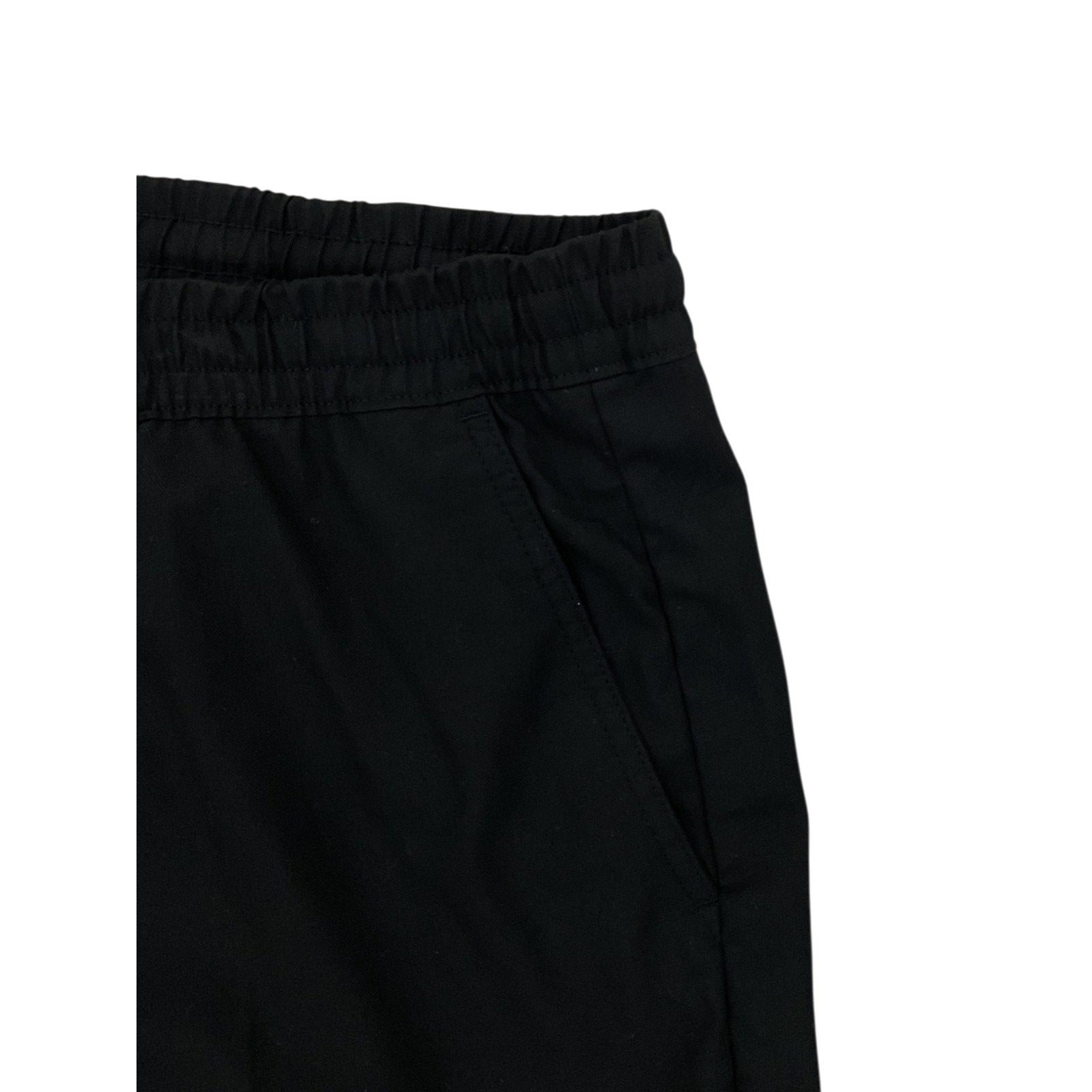 Short L (Abercrombie & Fitch)