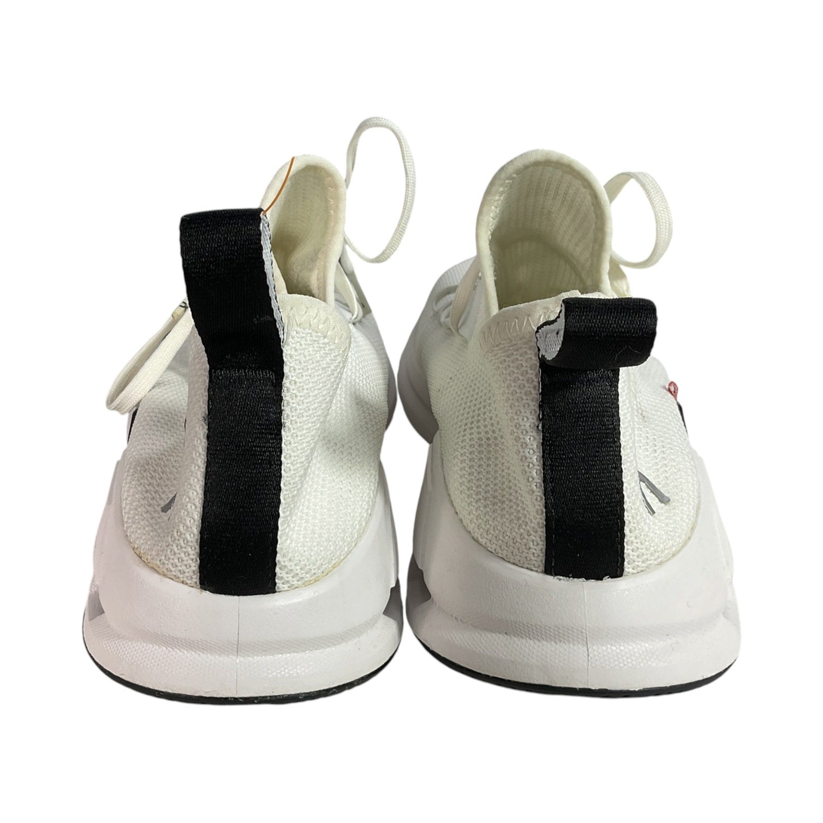 Tenis 9.5 (On Cloud)