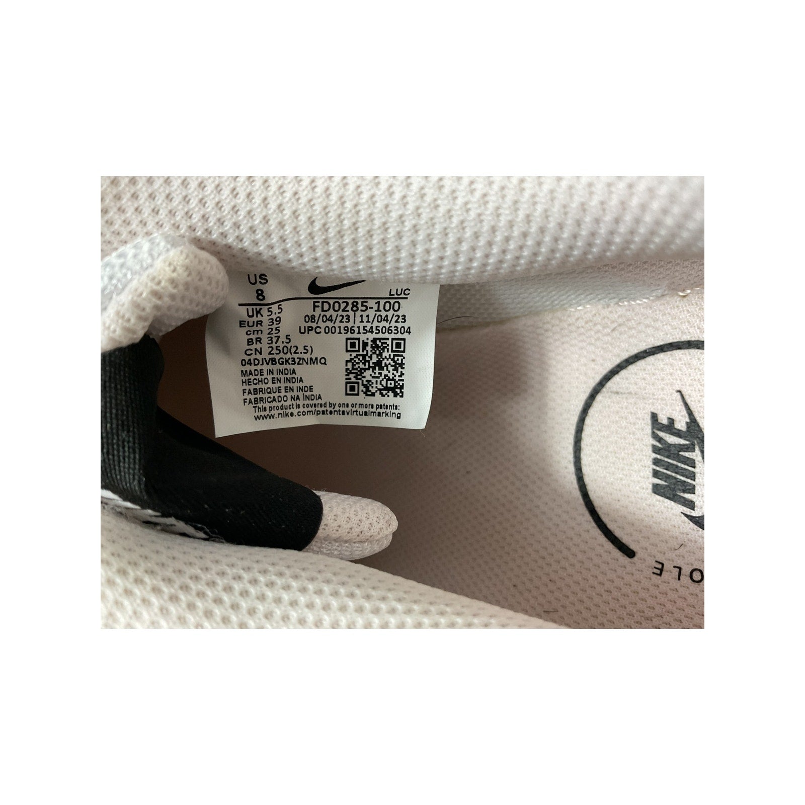 Tenis 8  (Nike)