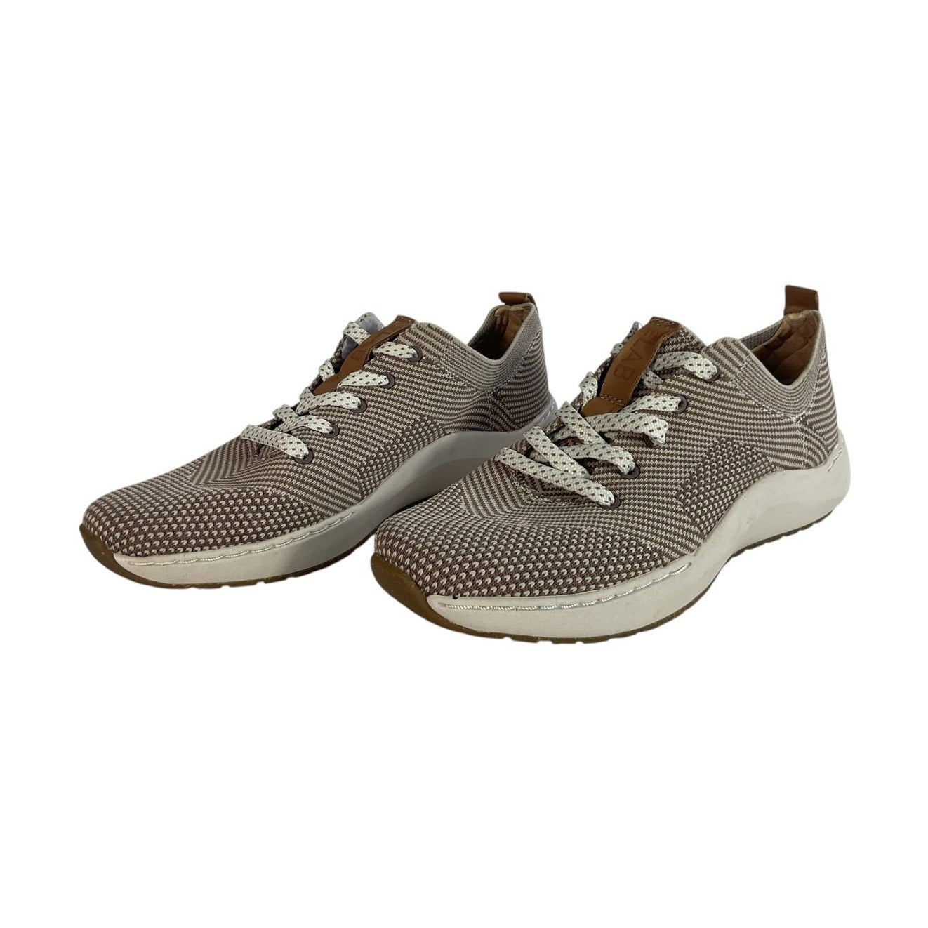 Tenis 7.5