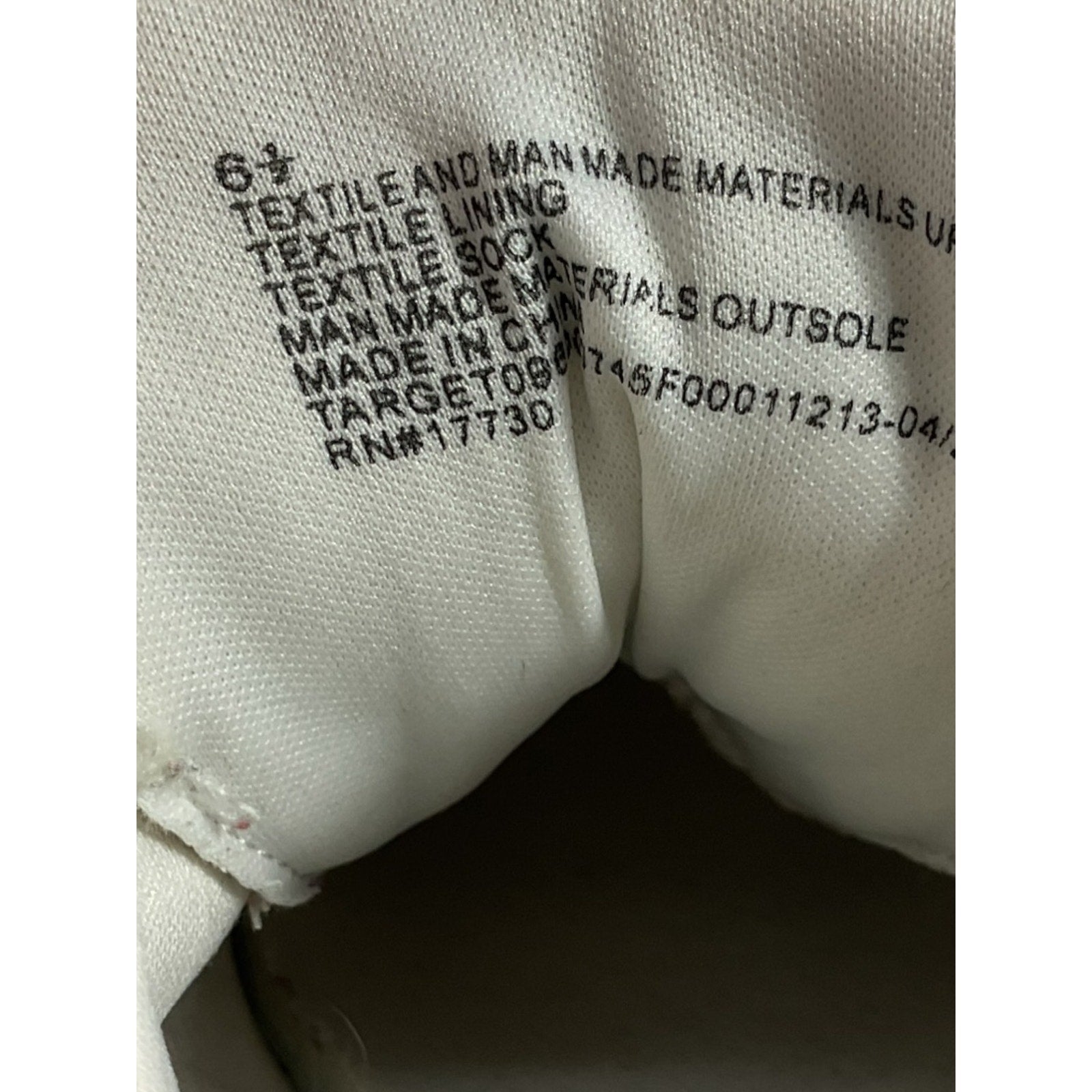Tenis 6.5 (Universal Thread)