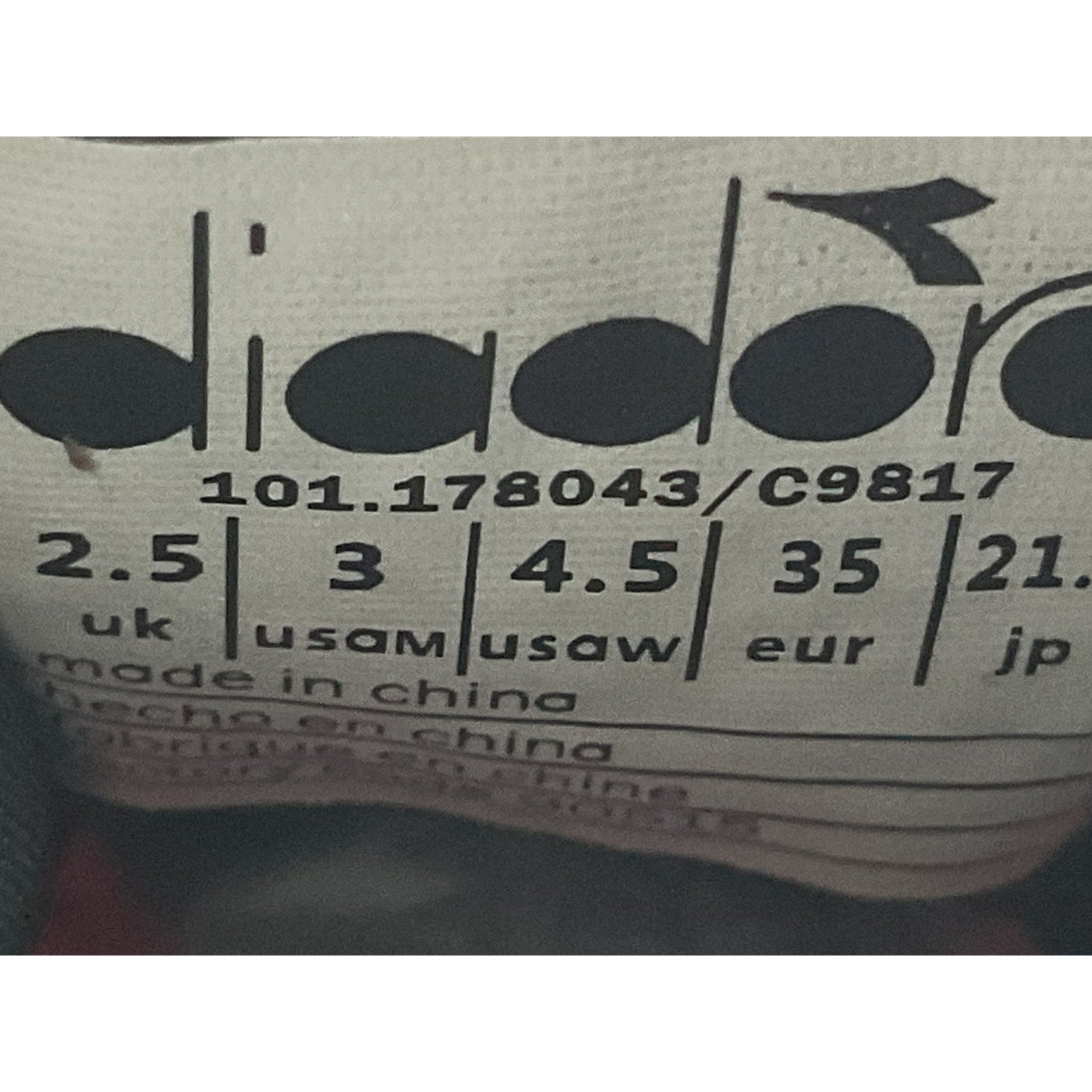 Tenis niño 3 (diadora)