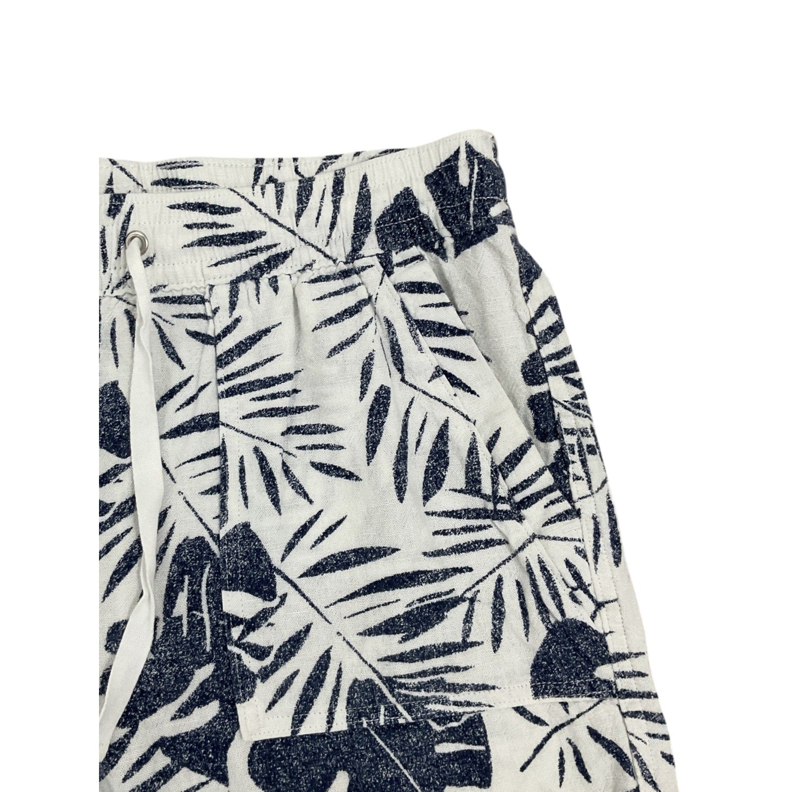 Short M (Nautica)