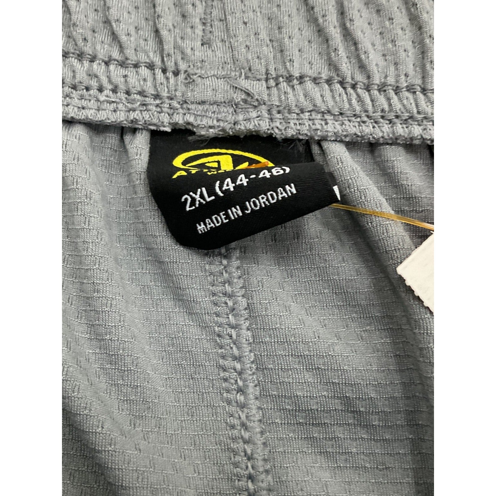 Short 2XL (Athletic Works)