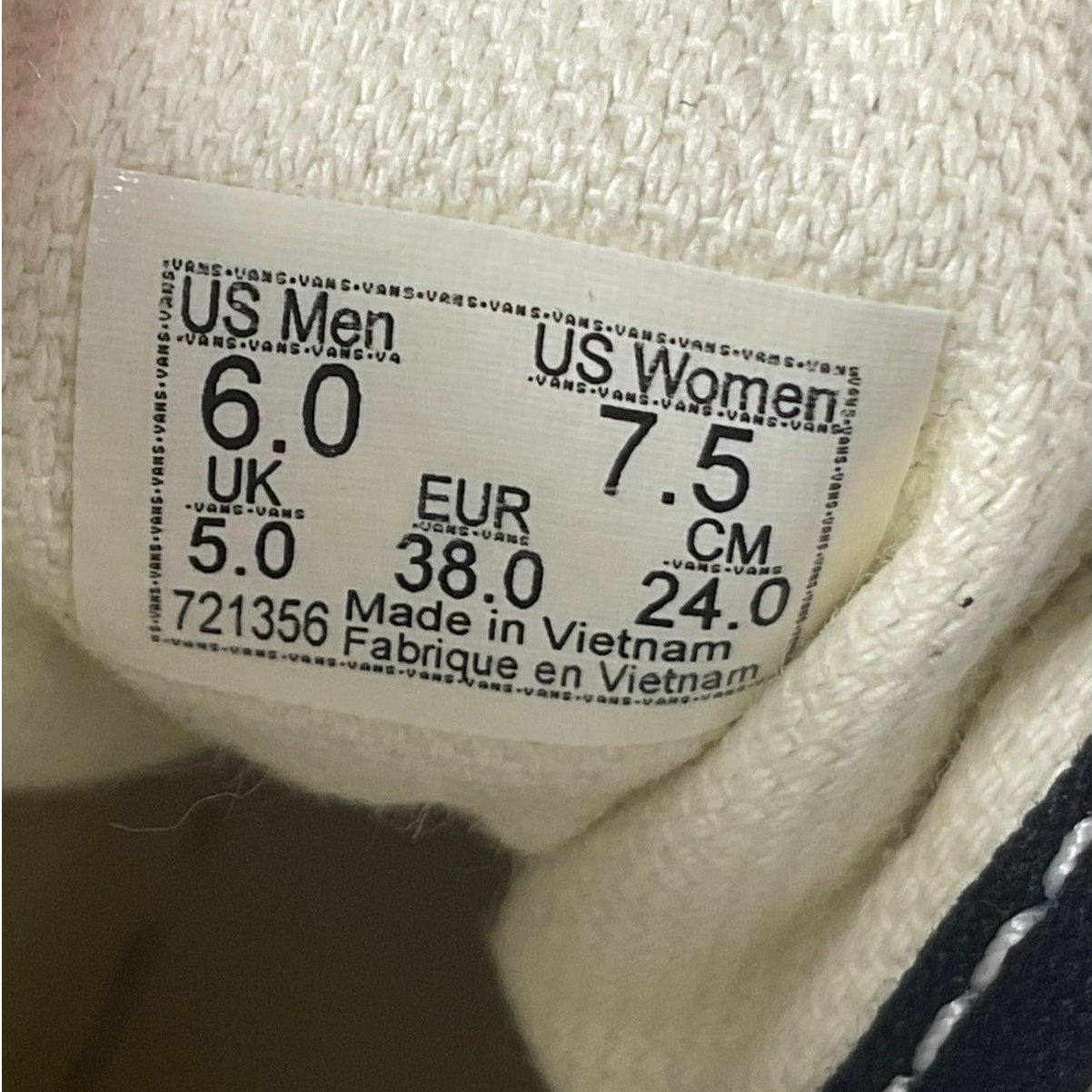 Tenis 7.5 (Vans)