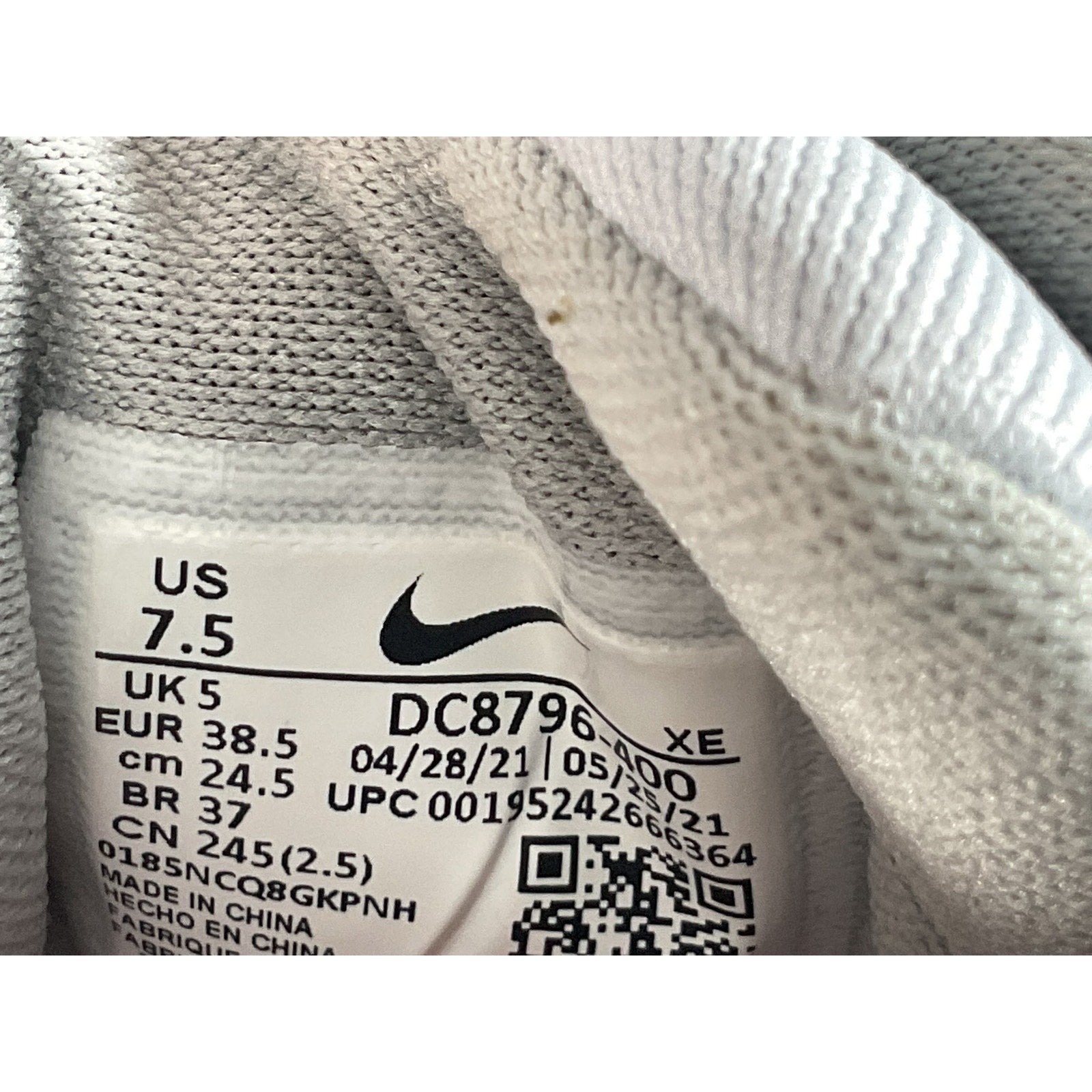 Tenis 7.5 (Nike)