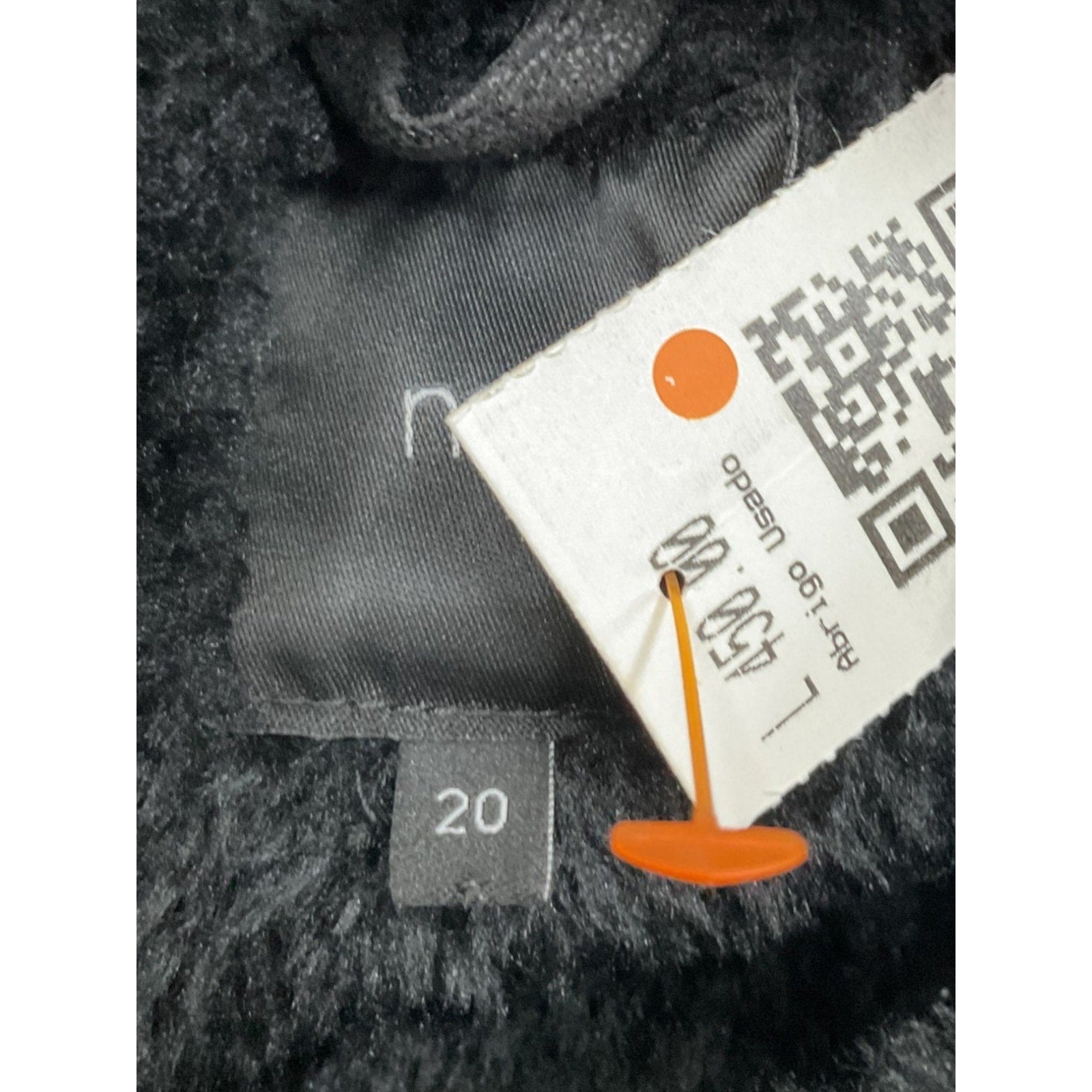 Abrigo 20 (Next)
