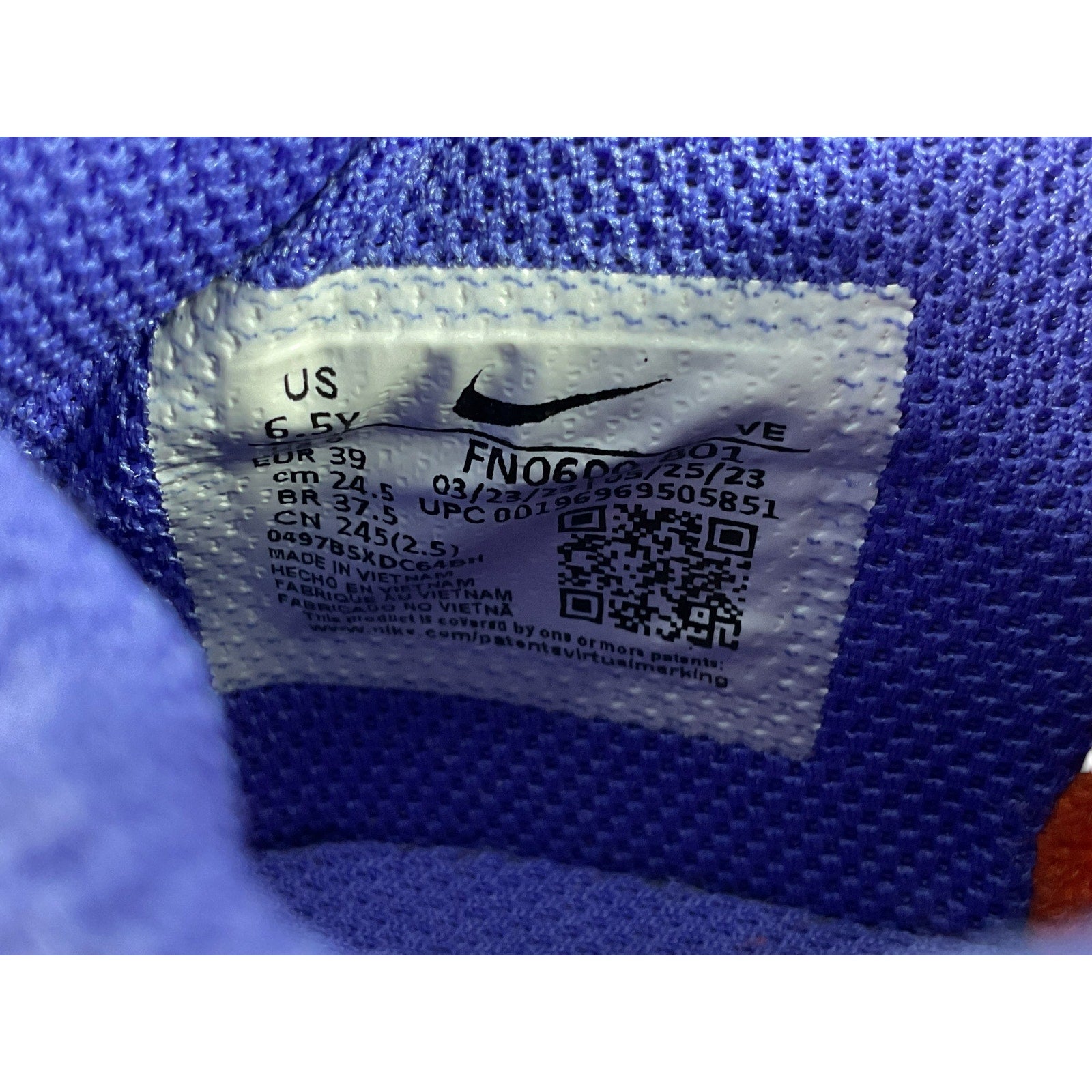 Tenis 6.5Y (Nike)