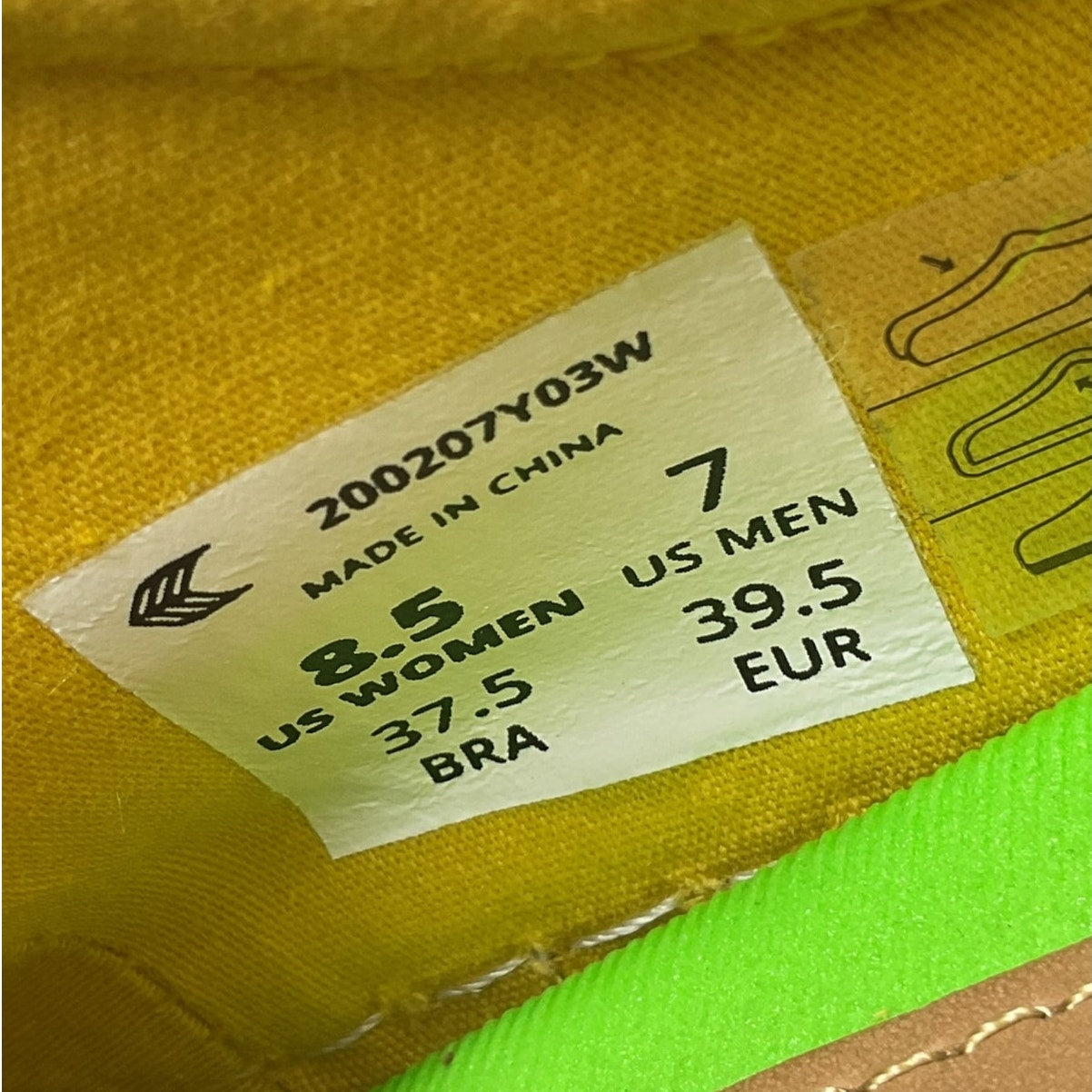 Tenis 8.5 (CARIUMA)