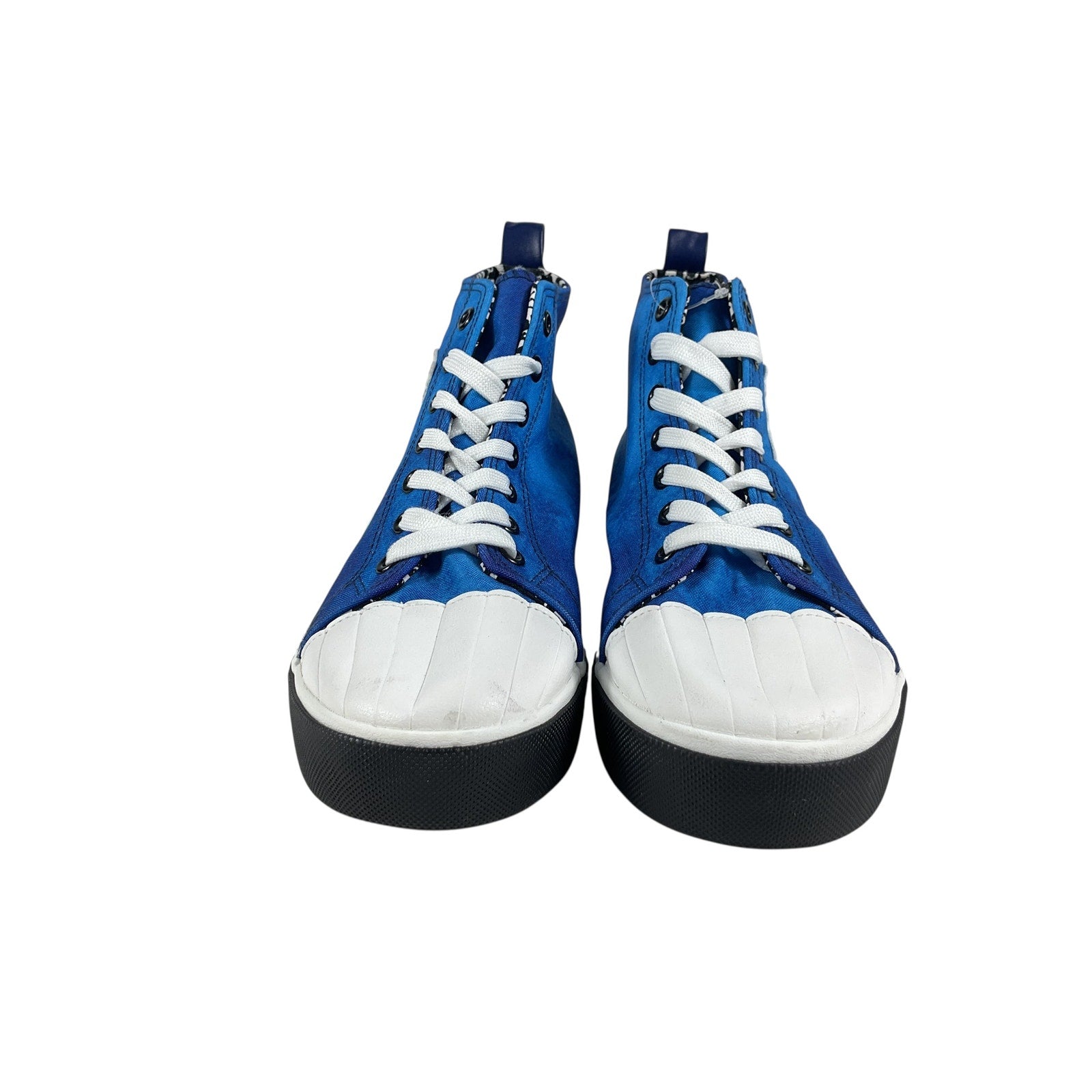 Tenis 8.5
