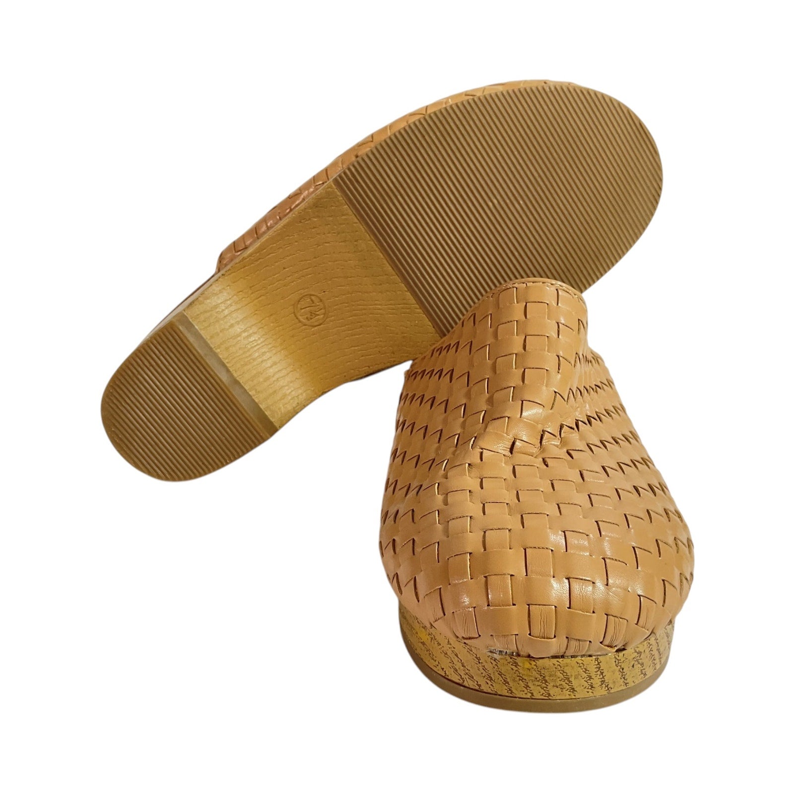 Zapato 7.5 (Universal Thread)
