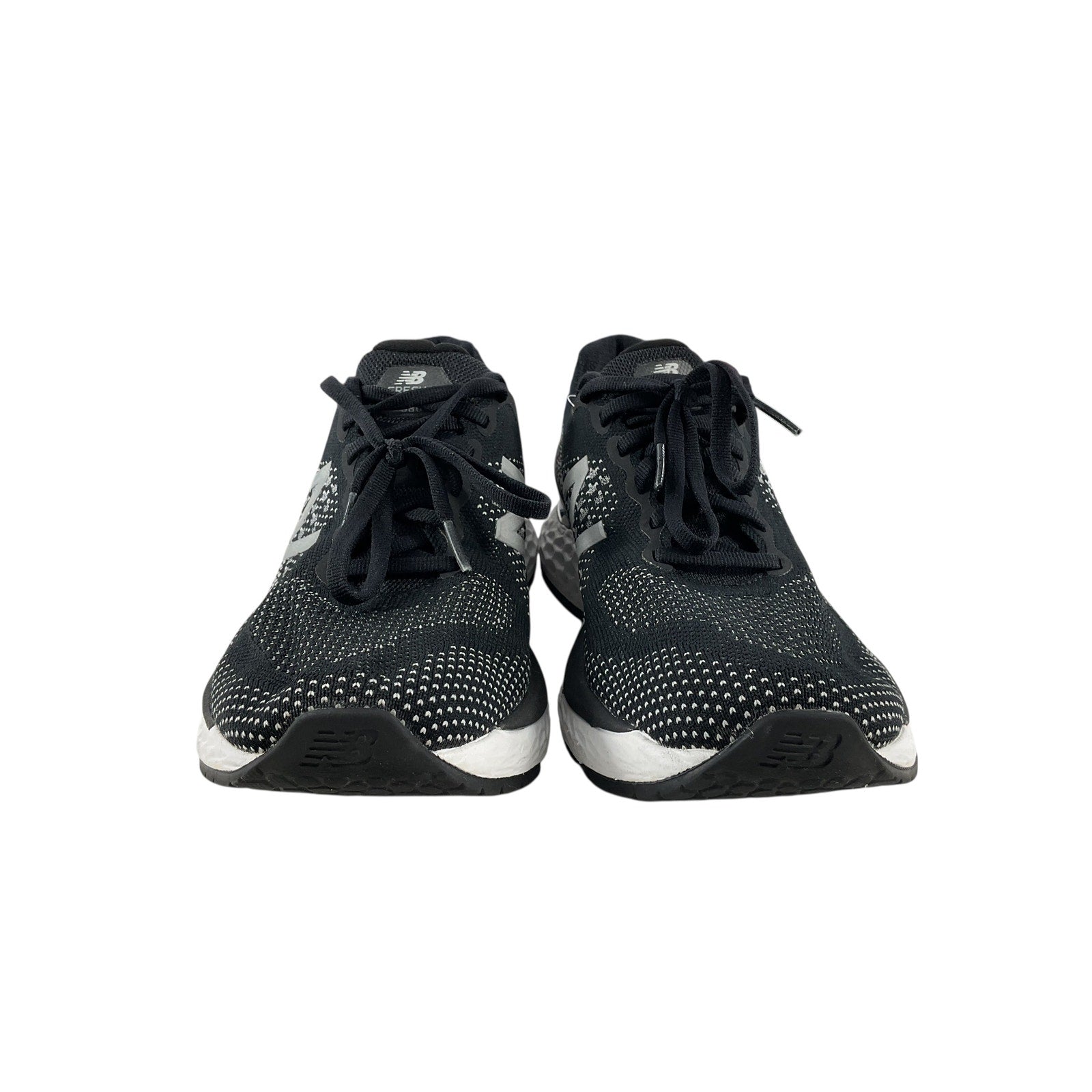 Tenis 8 (New Balance)