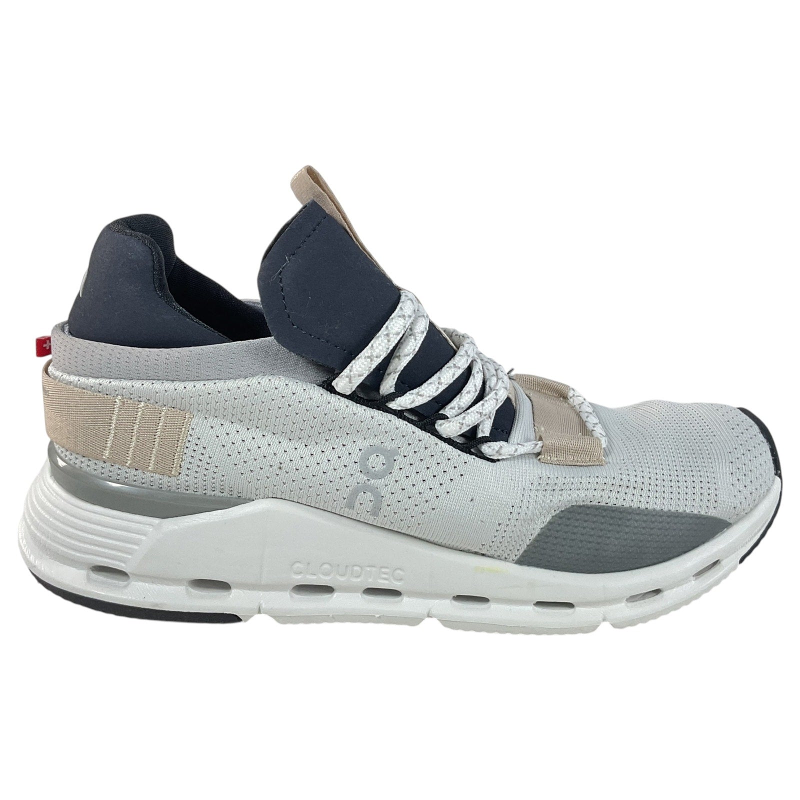 Tenis W7 (On Cloud)