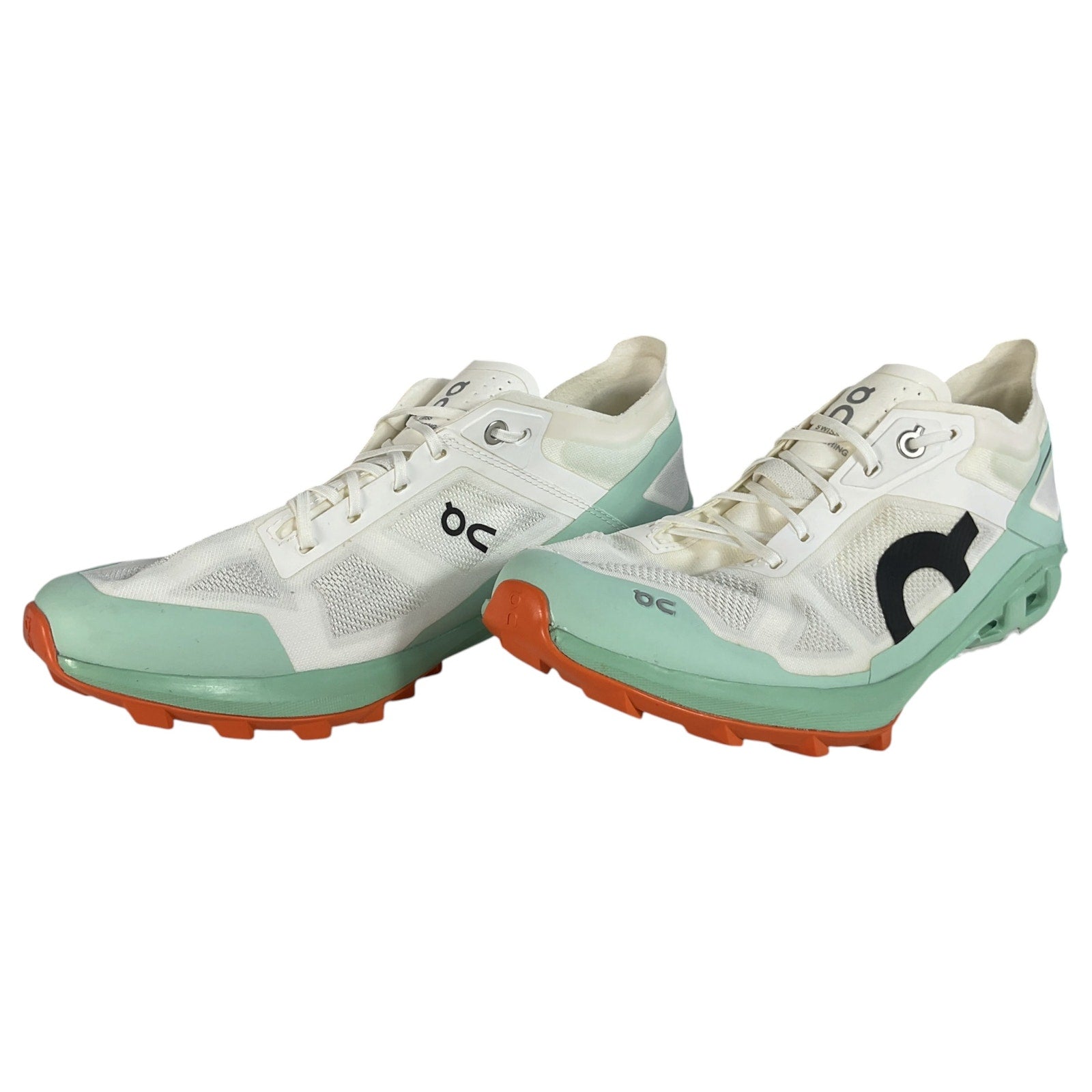 Tenis 8.5 (On Cloud)