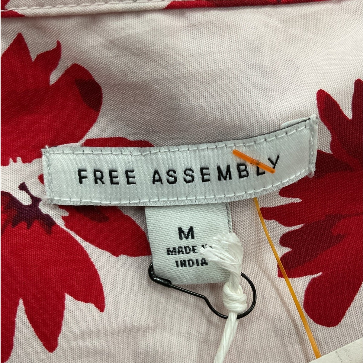 Blusa M (Free Asembly)