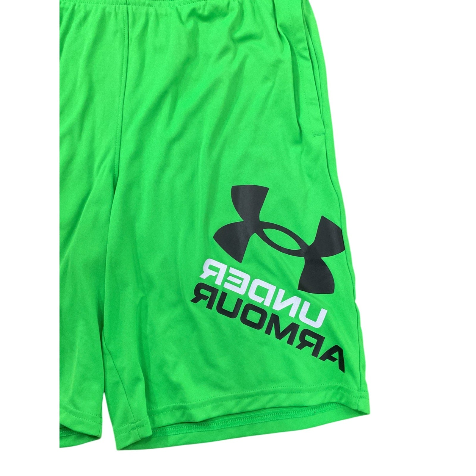 Short Niño XL (Under Armour)
