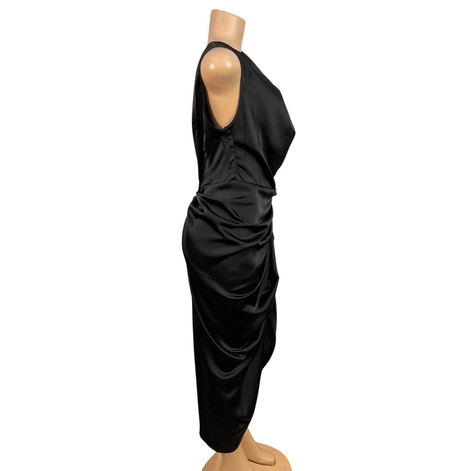 Vestido 12 (PRETTYLITTLETHING)