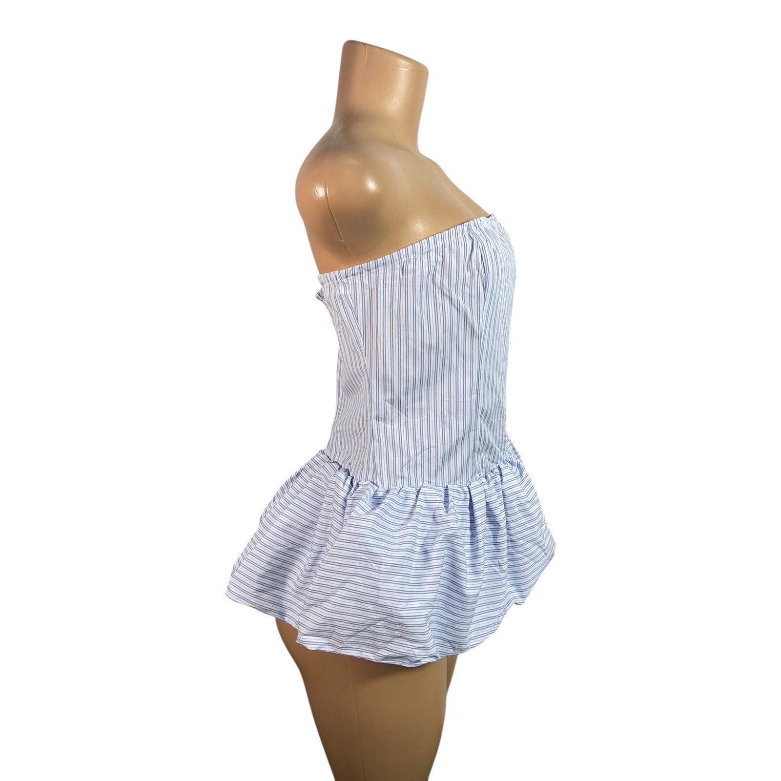 Blusa 8 (PRETTYLITTLETHING)
