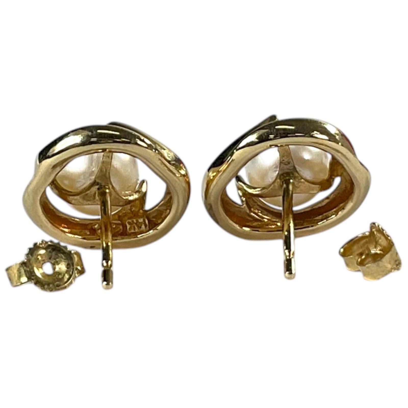 Aritos de oro