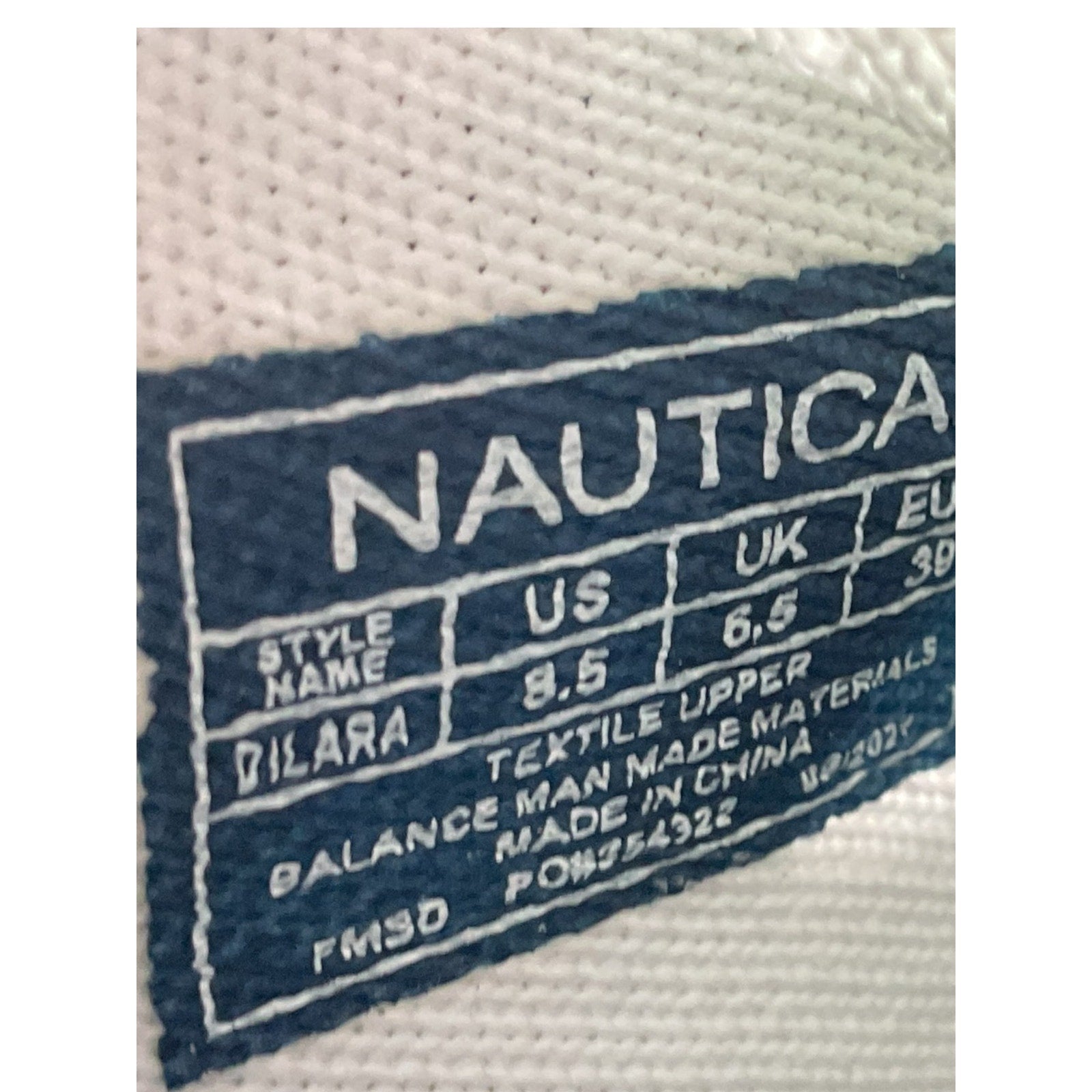 Tenis 8.5 (NAUTICA)