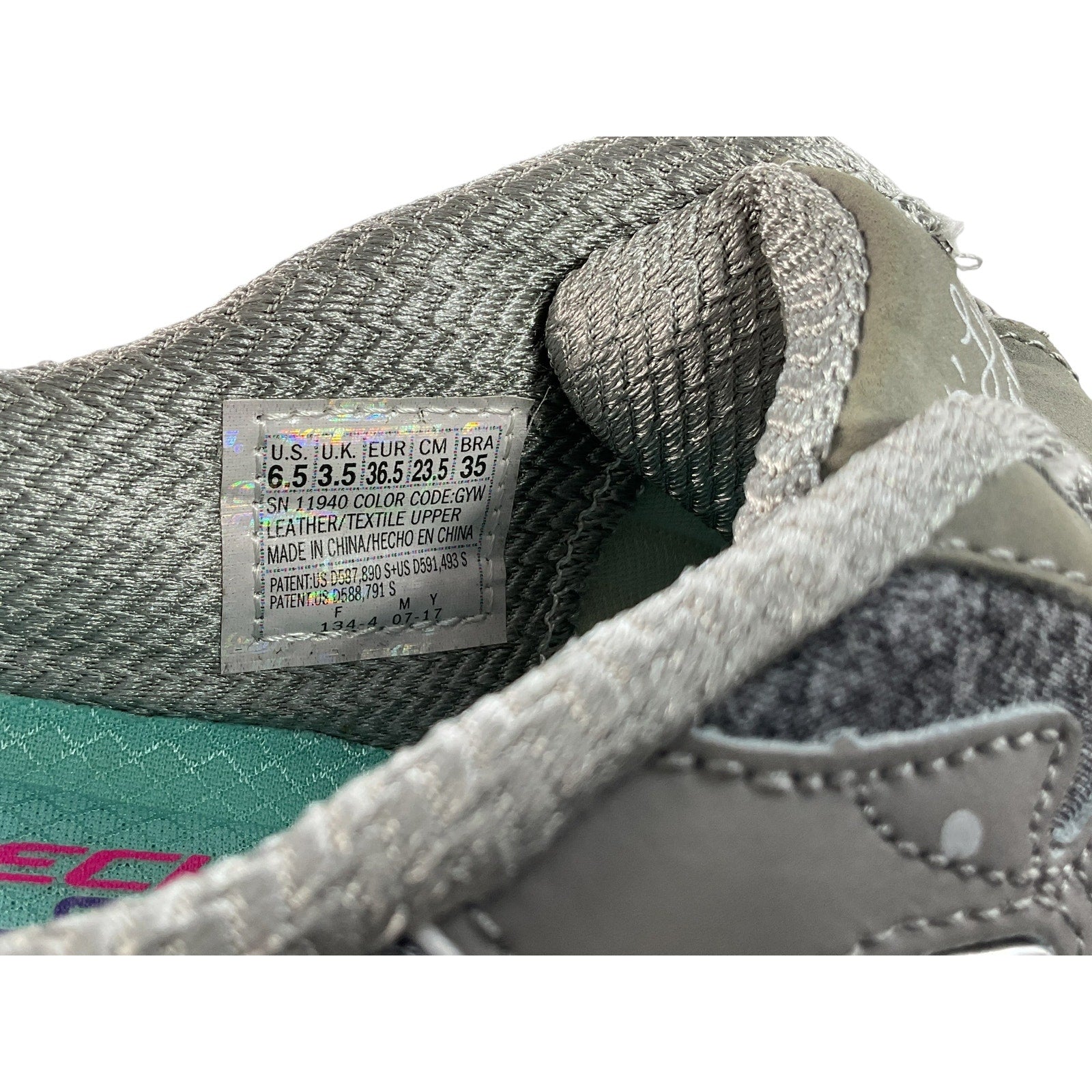Tenis  6.5 (Skechers)