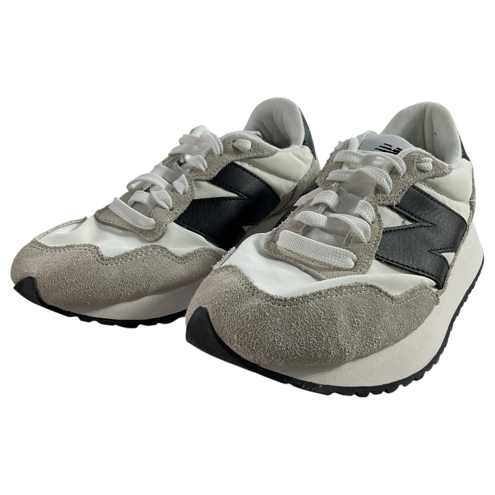 Tenis 8.5 (New Balance)