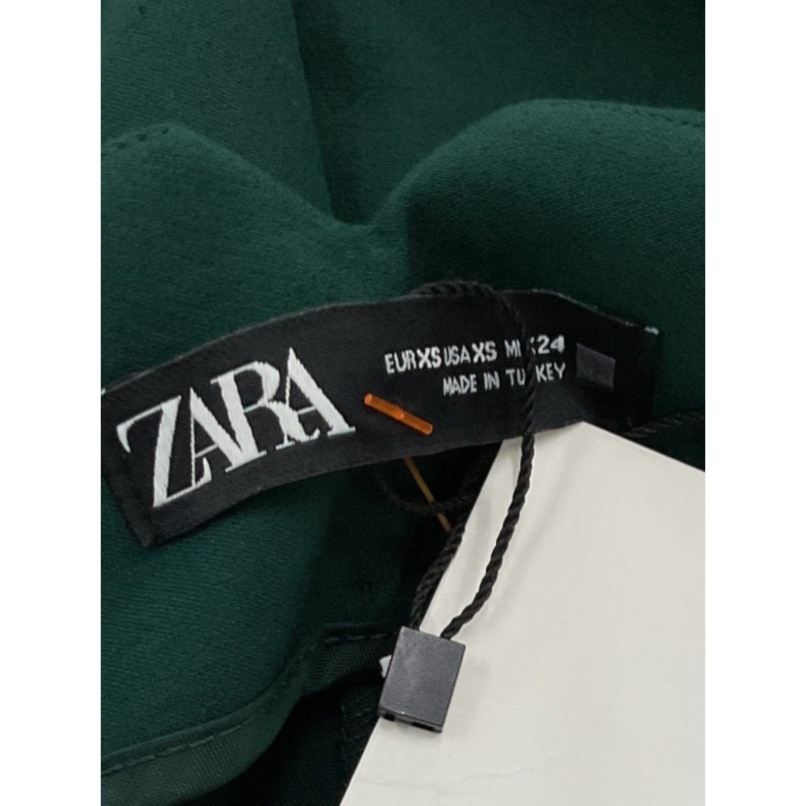 Pantalón XS (ZARA)