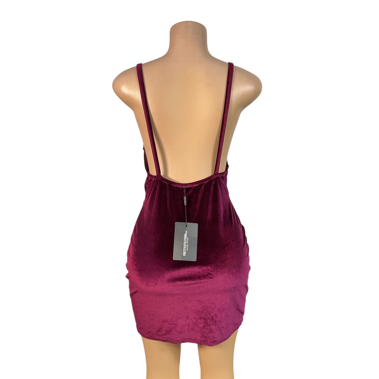 Vestido 8 (PRETTYLITTLETHING)