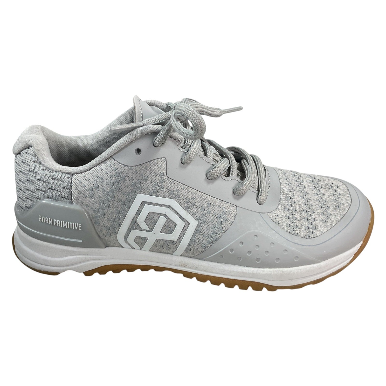 Tenis 7.5 (Born Primitive)