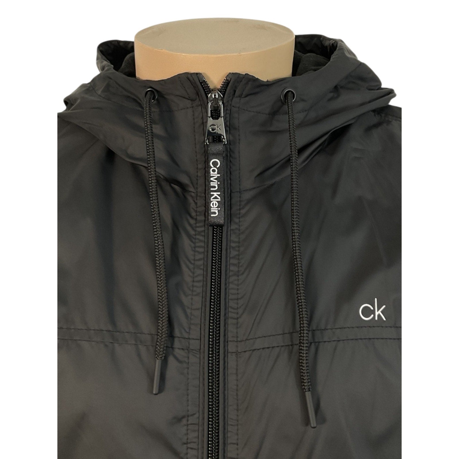 Chumpa S (Calvin Klein)