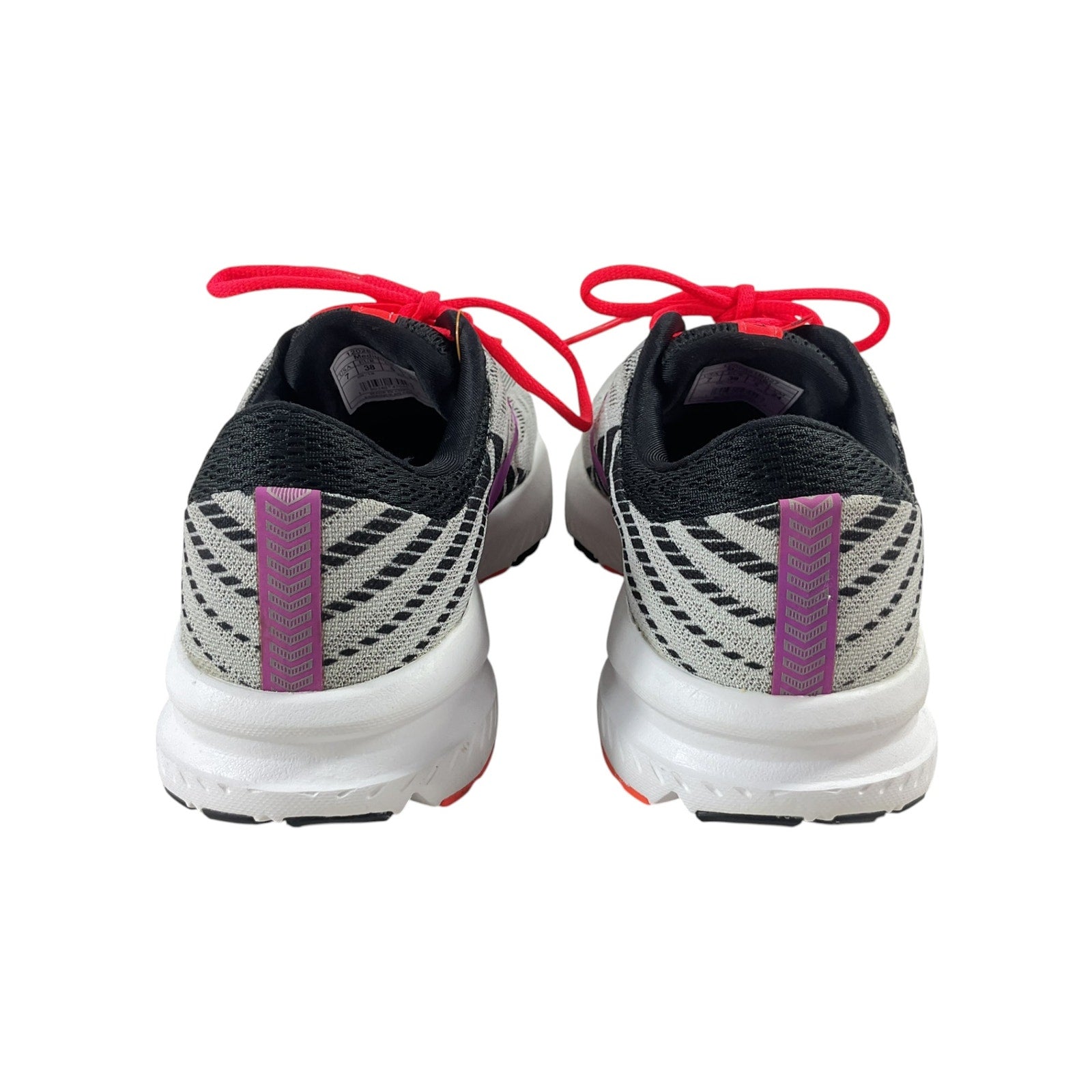 Tenis 7 (Brooks)