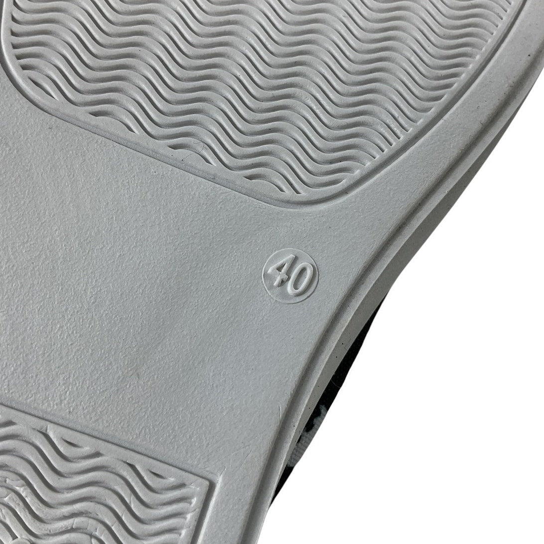 Tenis 8