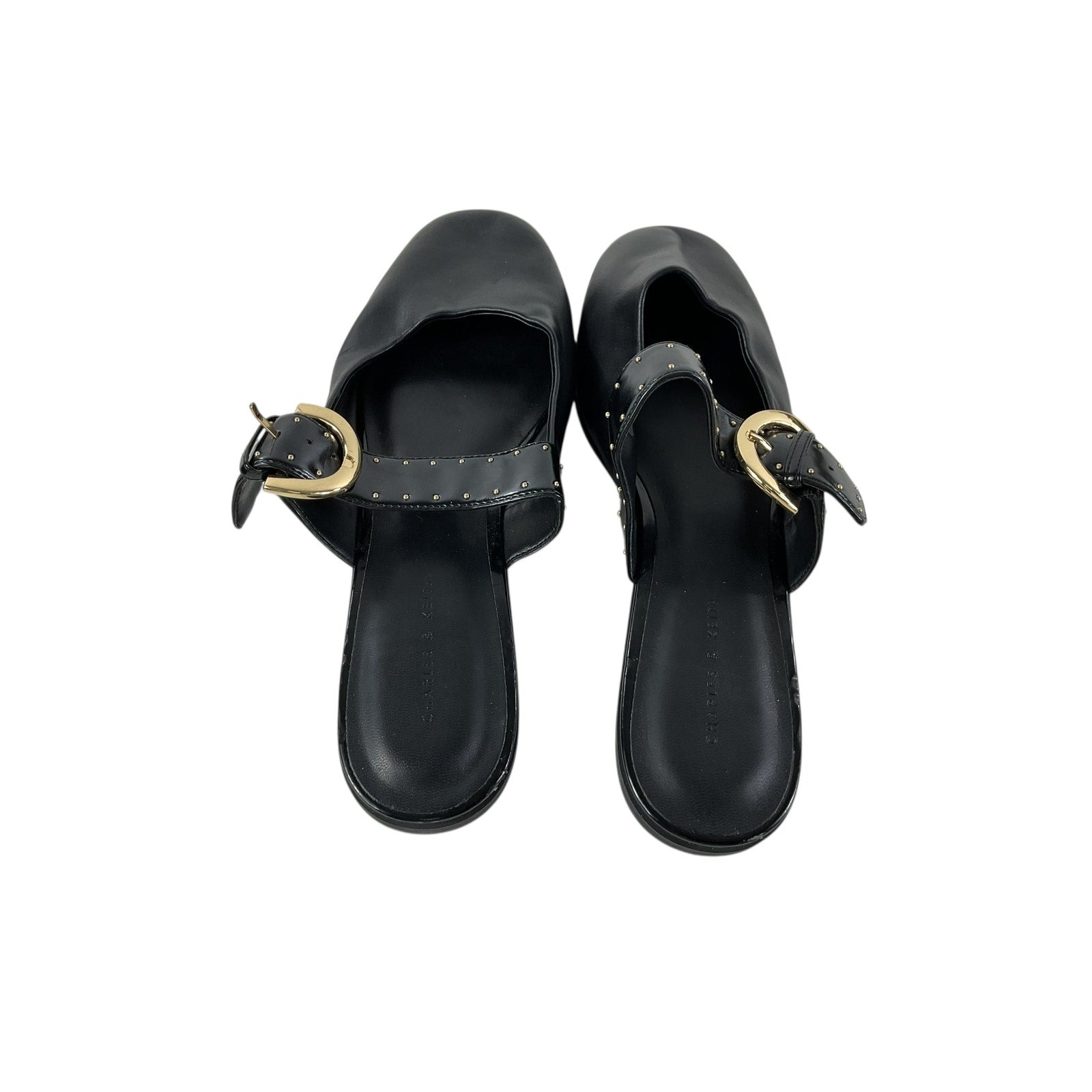 Zapatilla 7 (CHARLES & KEIT)