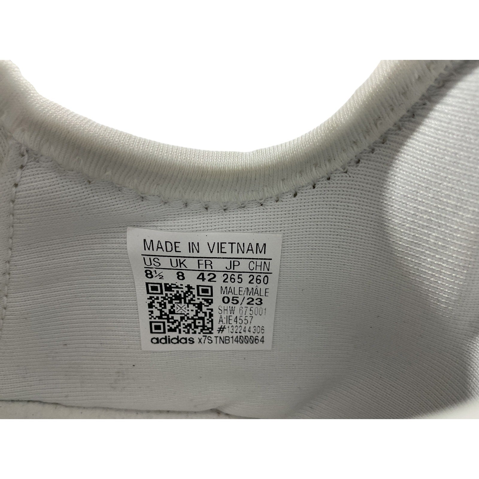 Tenis 8.5 (Adidas)