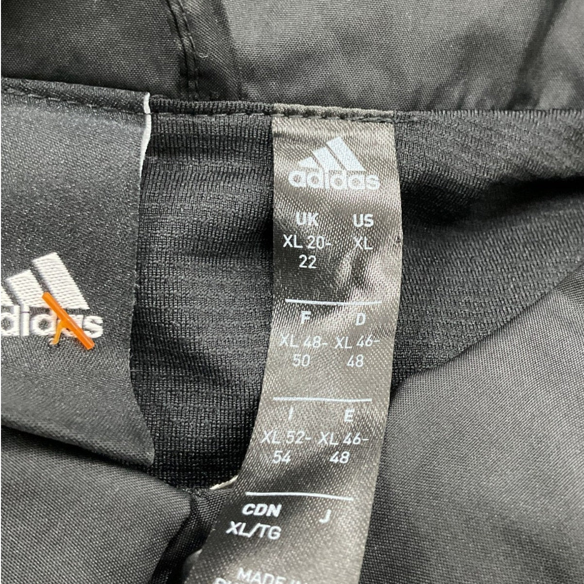 Chumpa XL (Adidas)