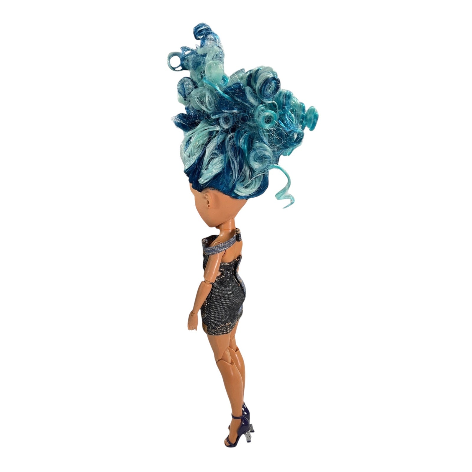 Coco Vanderbalt (Raimbox HIgh)