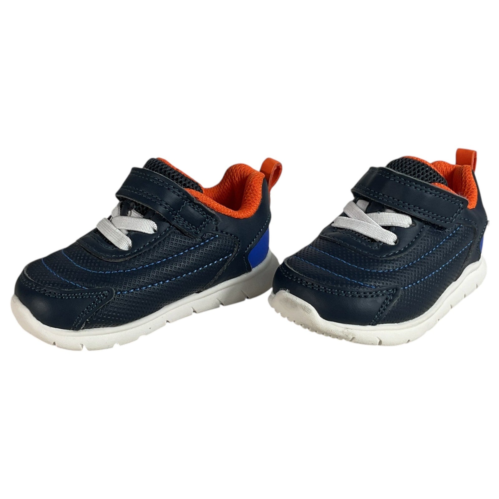 Tenis niño 3 (Carter’s)