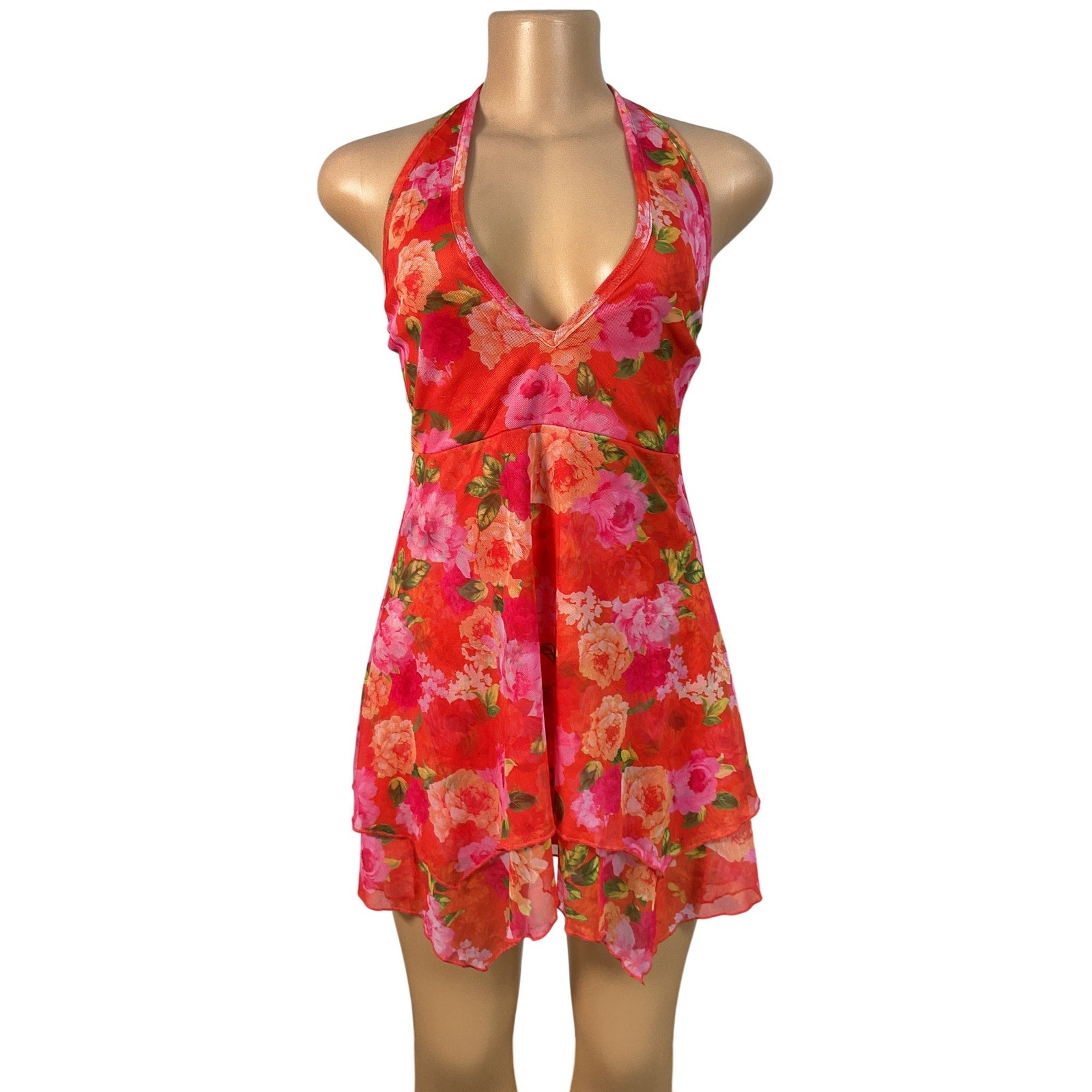 Vestido 2 (PRETTYLITTLETHING)