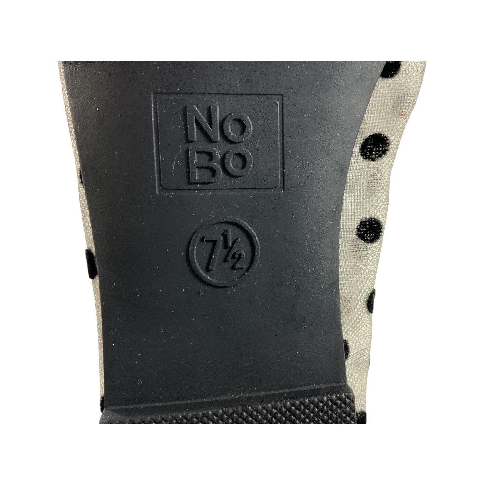 Zapatilla 7.5 (NOBO)