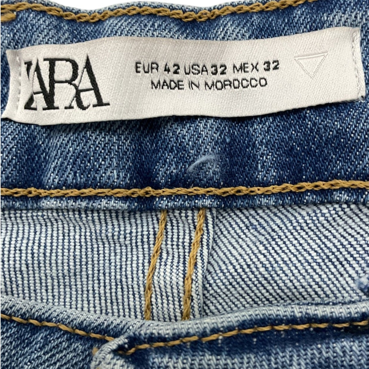 Short 32 (Zara)