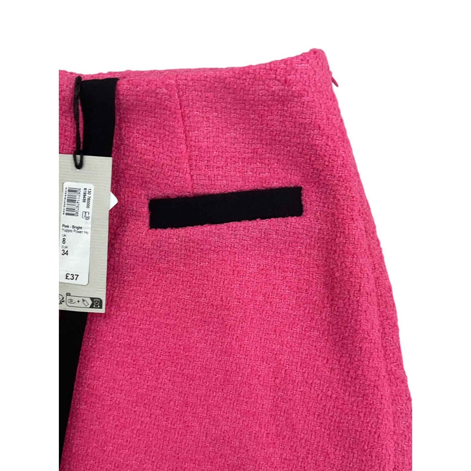Short 8 (RIVER ISLAND)