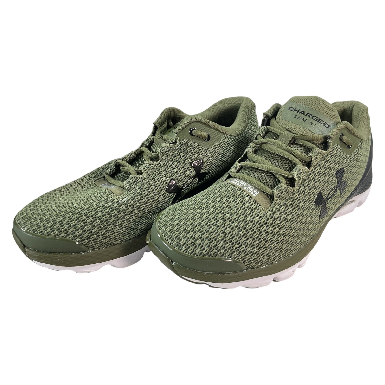 Tenis 8 (Under Armour)